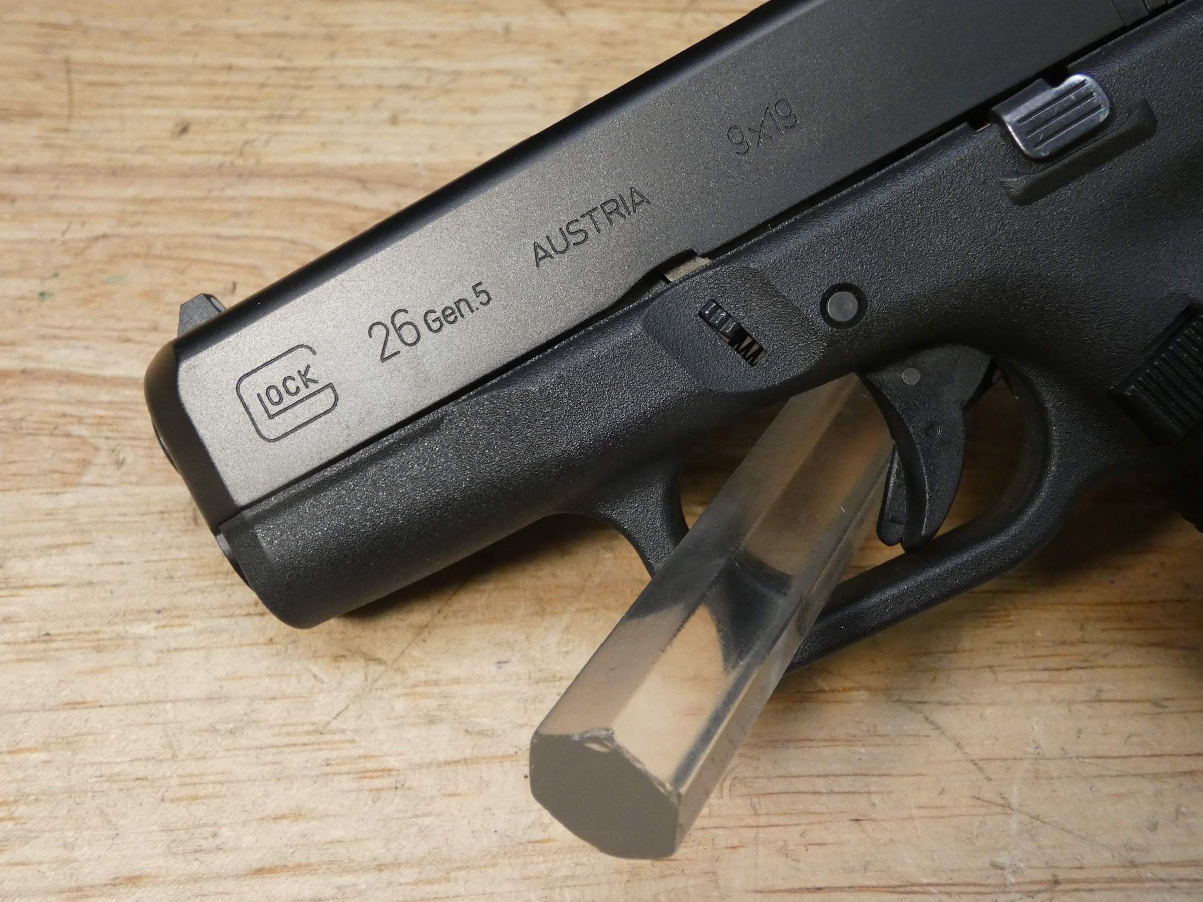 Glock 26 Gen 5 - 9mm - G26 Gen5 - Austria - CCW w/ 3 Mags - LOOK!-img-4