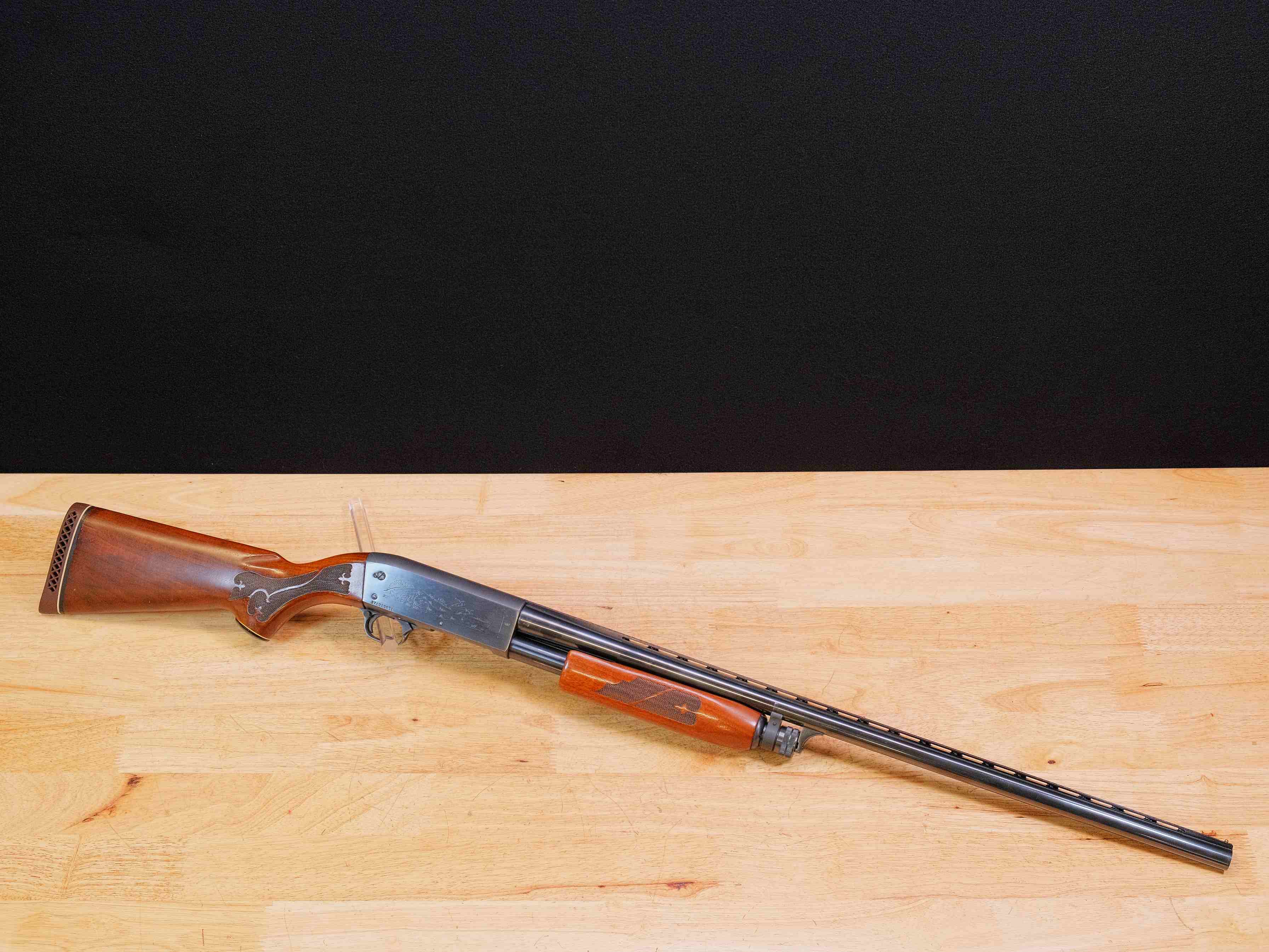 Ithaca Model 37 Featherlight - 12 Gauge - 2 3/4 - Classic Pump Action - C-img-14