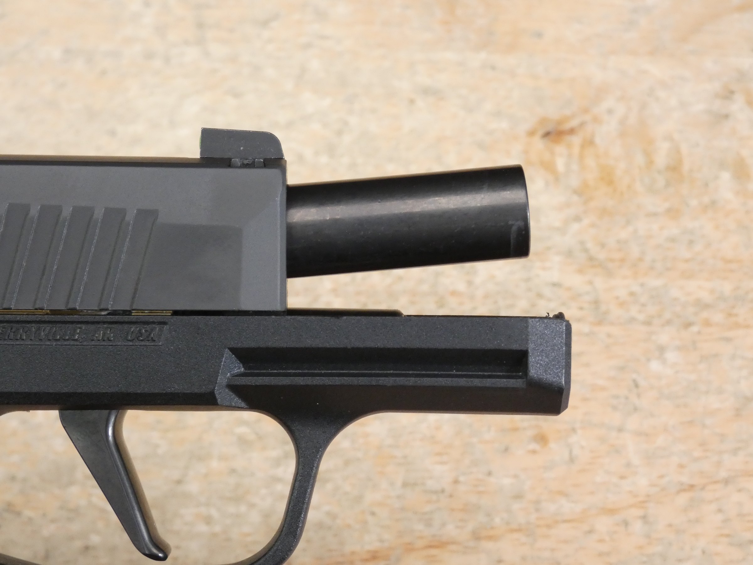 Sig Sauer P365X - 9mm - P365 X w/ Wilson Grip - Optic Ready + Hard Case!-img-17