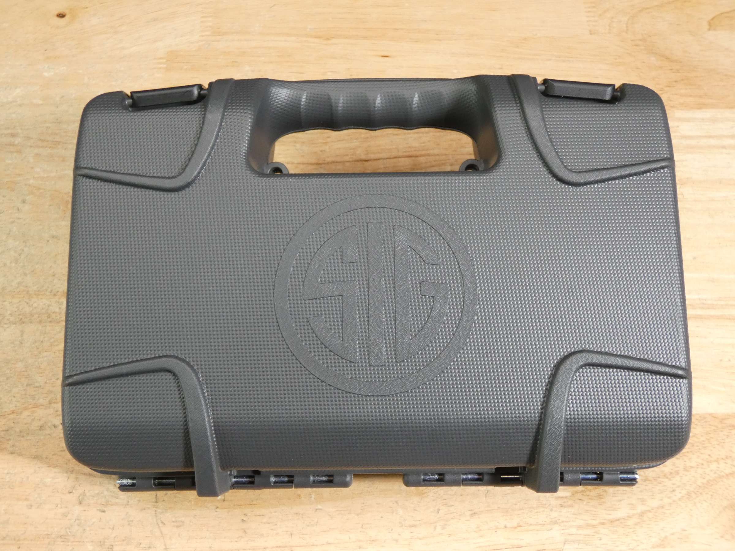 Sig Sauer P365X - 9mm - P365 X w/ Wilson Grip - Optic Ready + Hard Case!-img-22