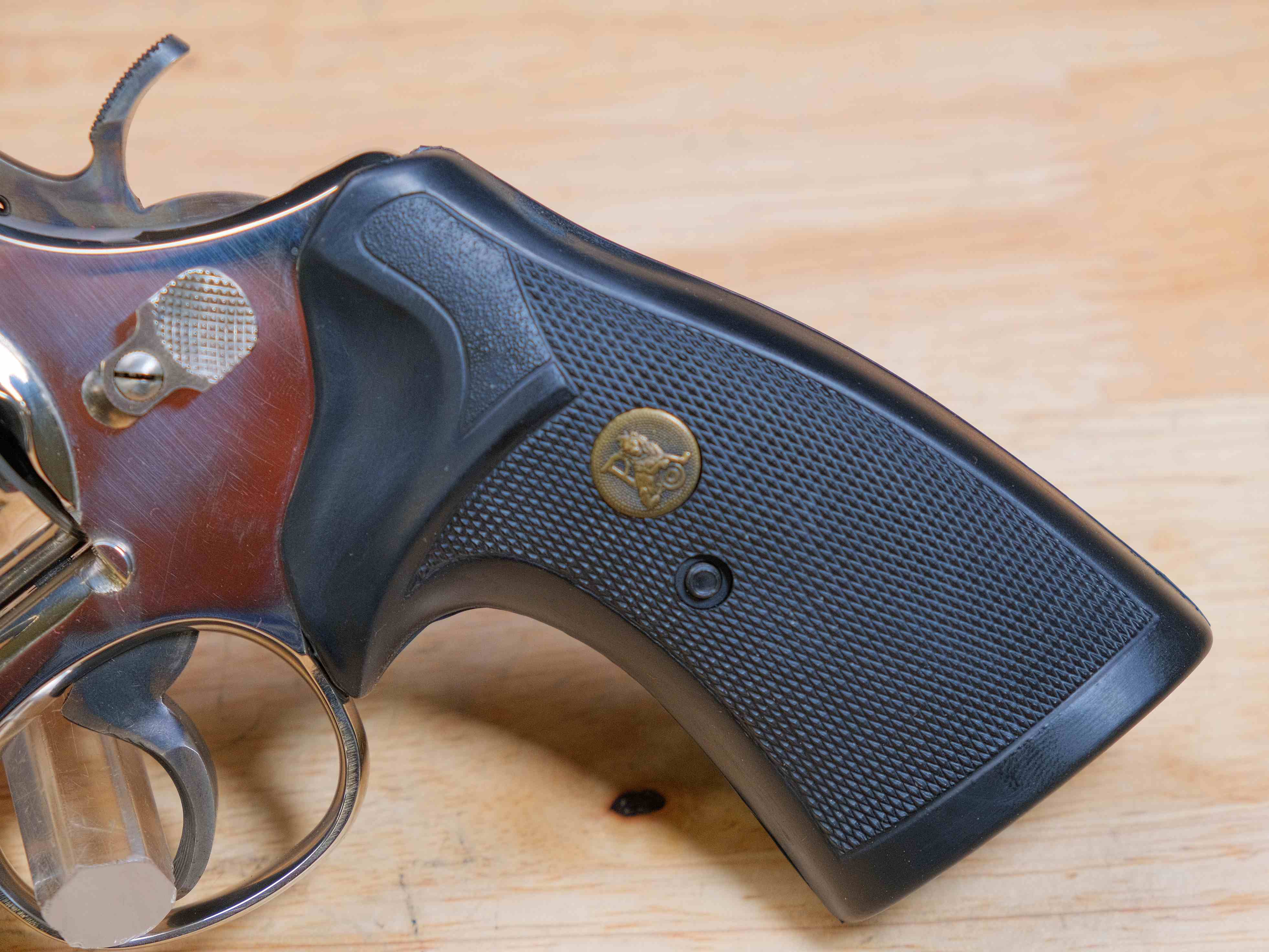 Smith & Wesson Model 27-2 Nickel - .357 Mag - S&W 27 - w/ Wood Case - C-img-5