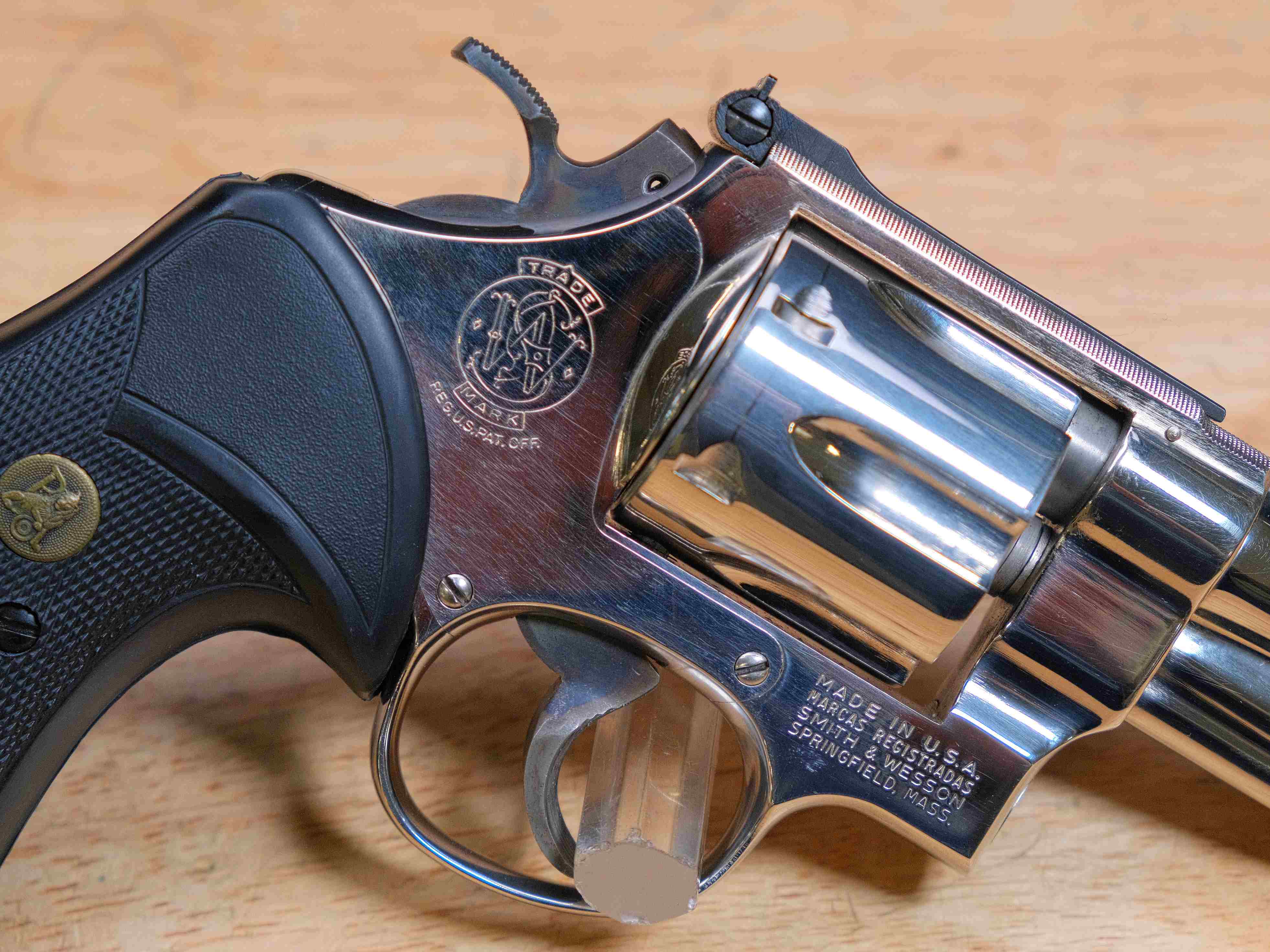 Smith & Wesson Model 27-2 Nickel - .357 Mag - S&W 27 - w/ Wood Case - C-img-8