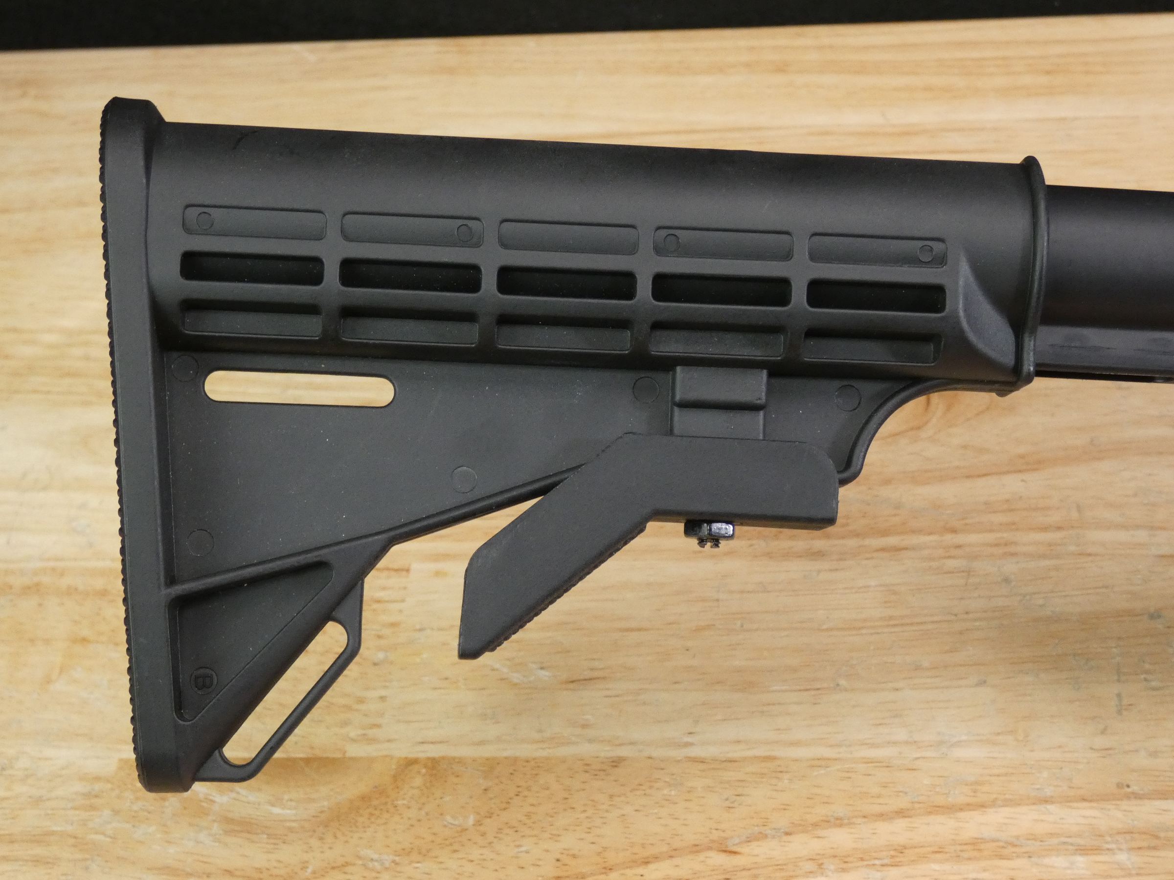 Smith & Wesson M&P15-22 - .22 LR - Threaded BBL - S&W M&P 15 AR Plinker!-img-10