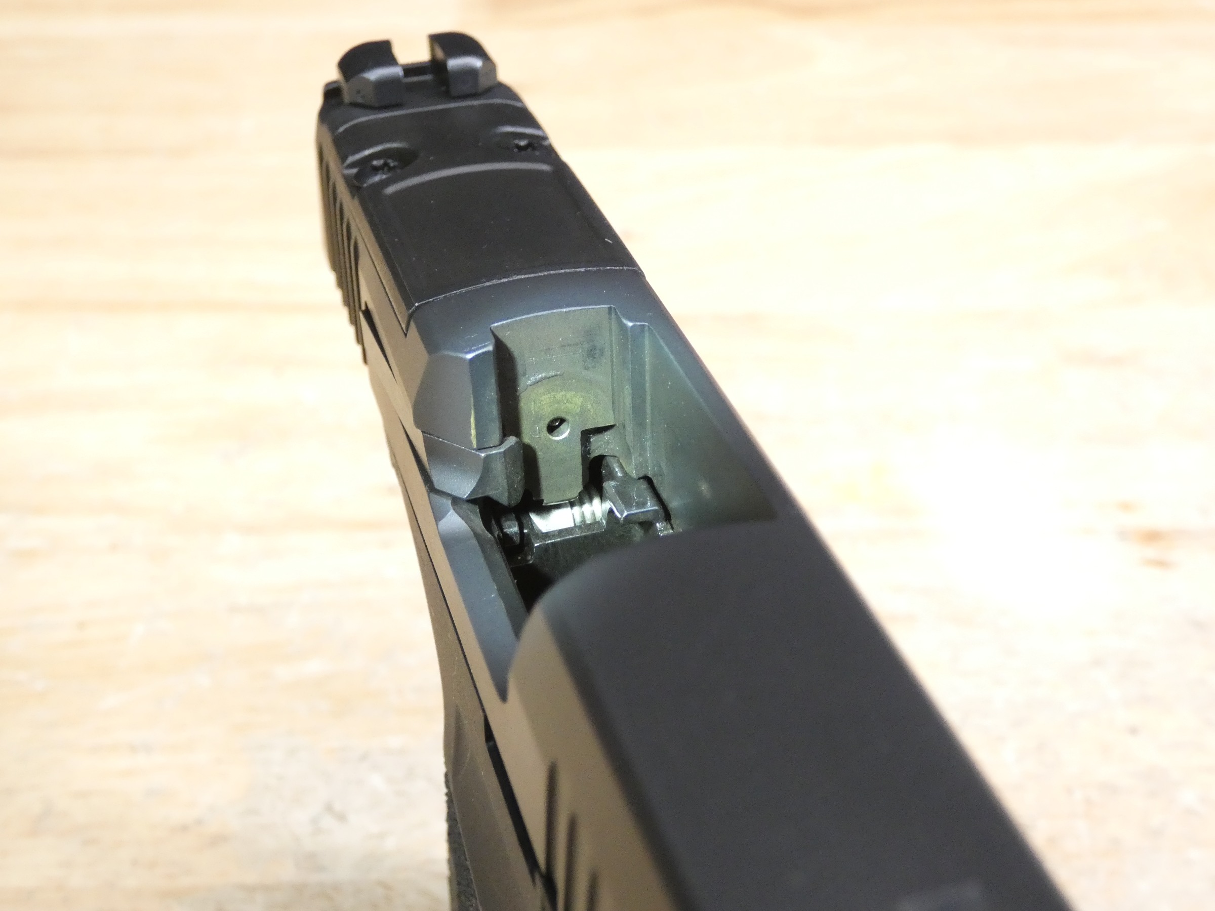 Sig Sauer P365 - 9mm - 365 - CCW EDC - Mag - Hard Case - Optic Ready!-img-17