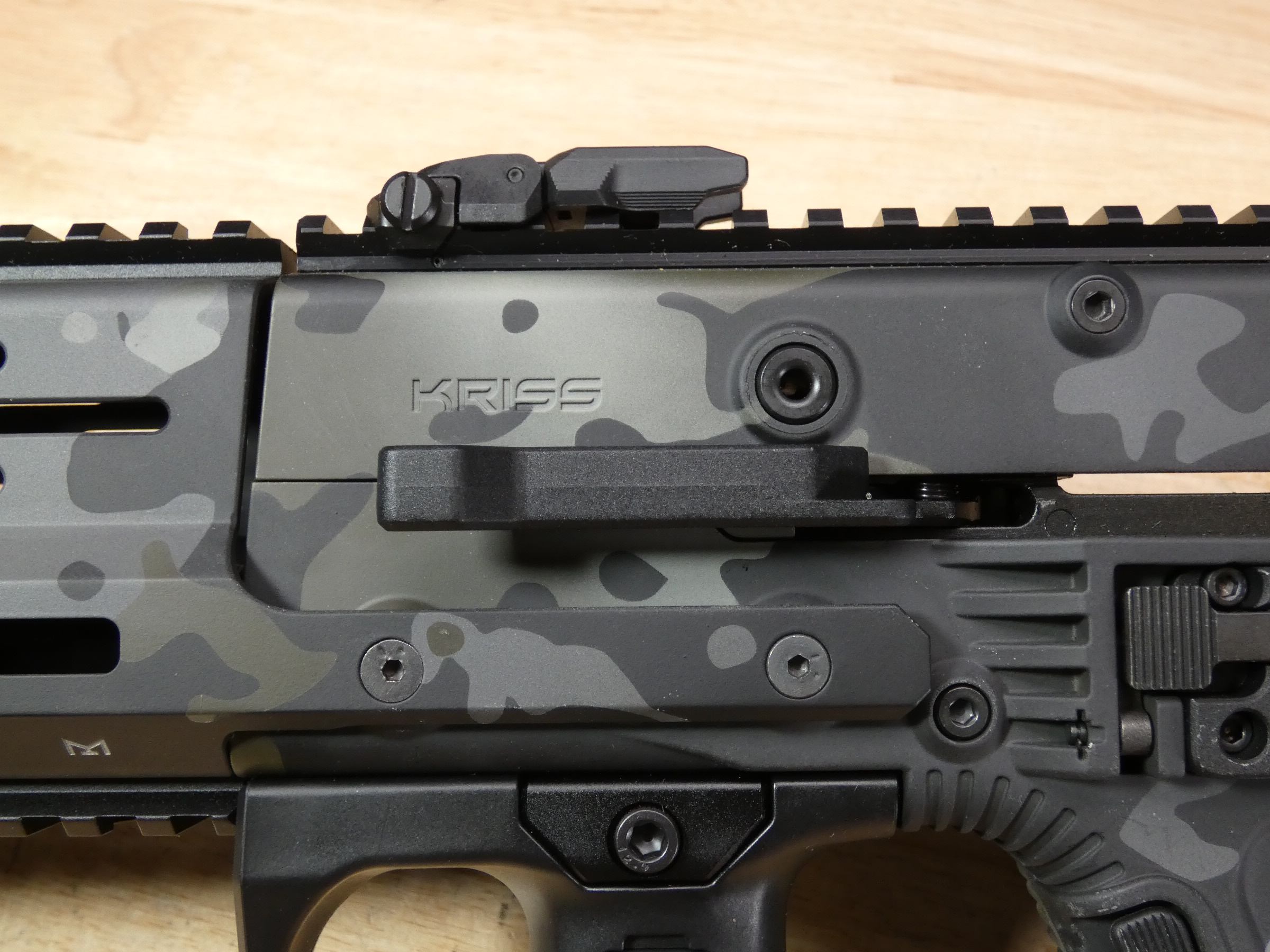 Kriss Vector CRB Enhanced - .22 LR - Multicam - XLNT w/ OG Case & 2 Mags! -img-7