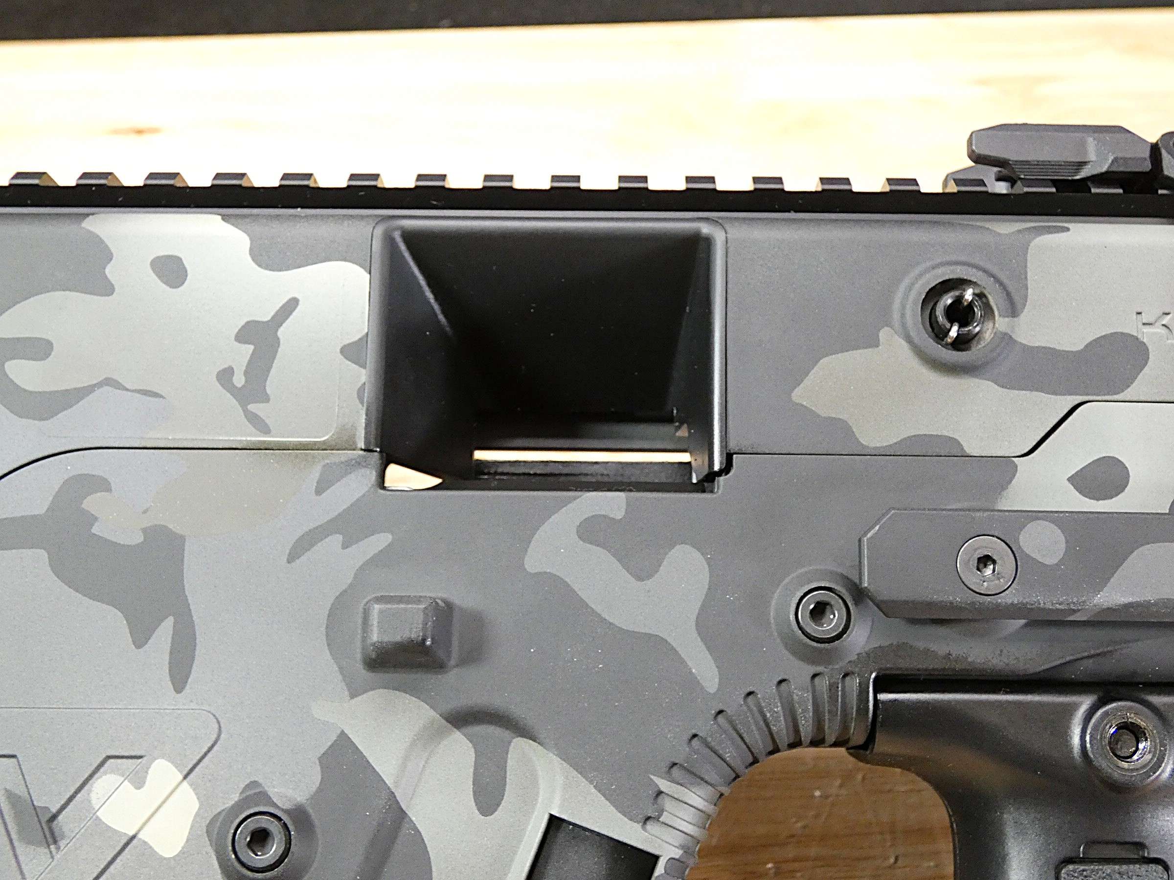 Kriss Vector CRB Enhanced - .22 LR - Multicam - XLNT w/ OG Case & 2 Mags! -img-33