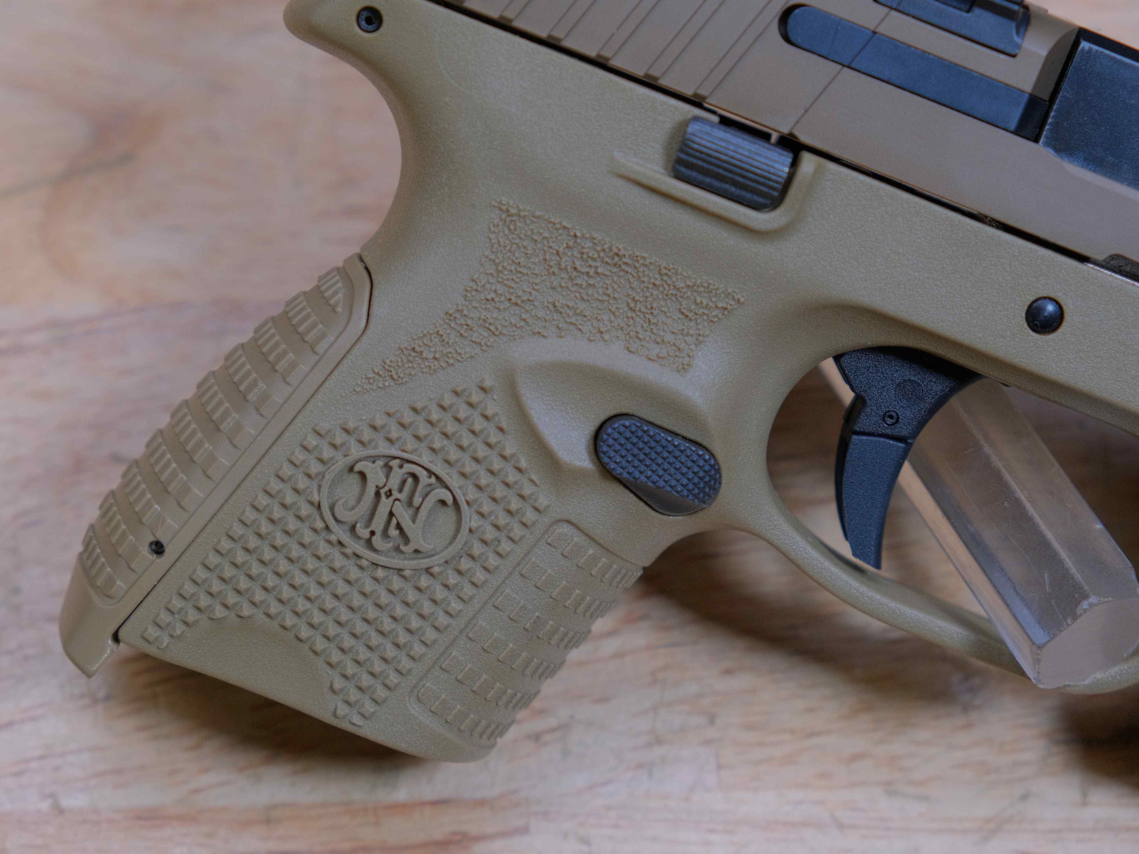 FN 509C Tactical - 9mm - 509 Compact - w/ 3 Mags + Streamlight & Holosun -C-img-12