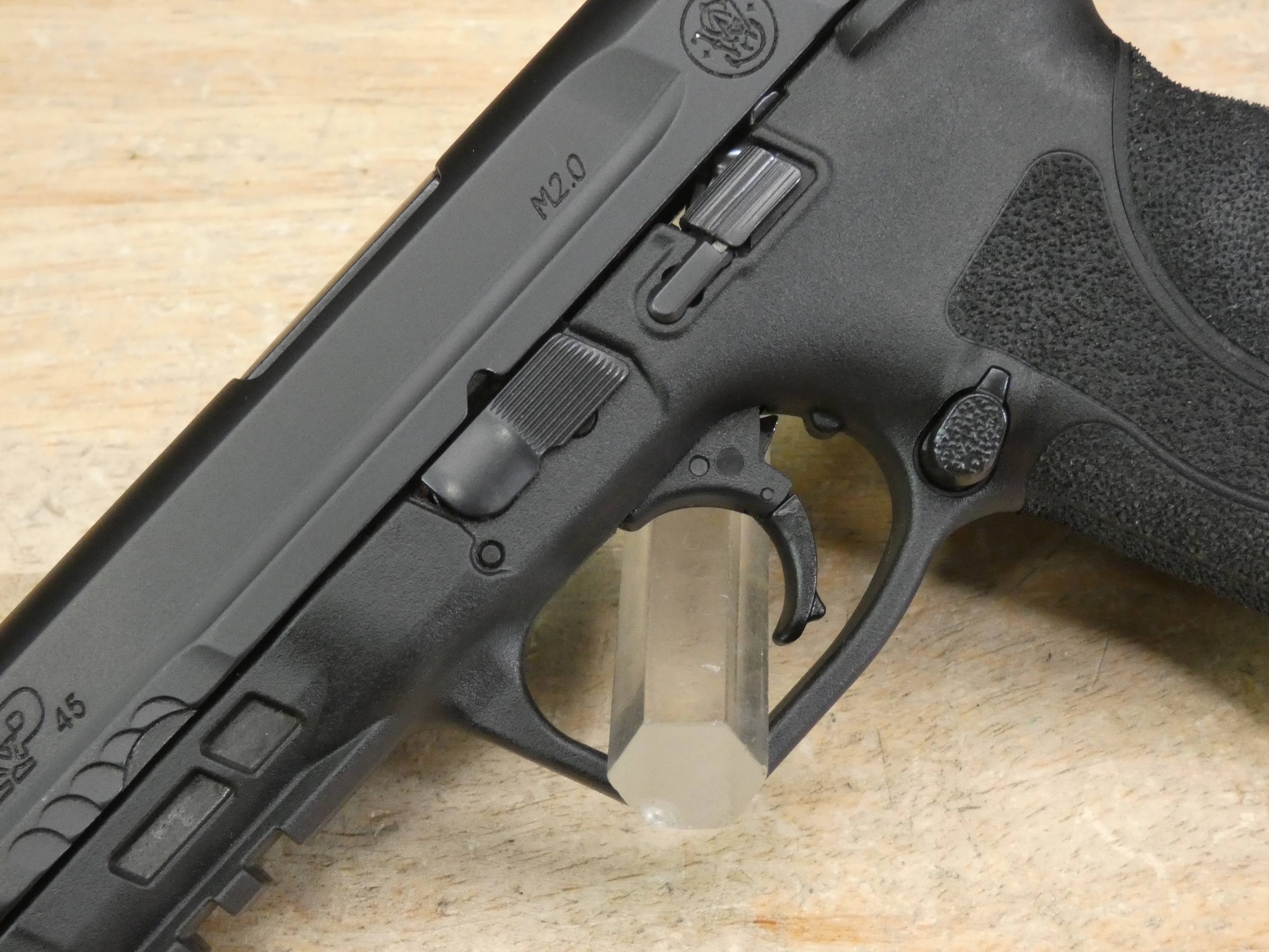 Smith & Wesson M&P45 M2.0 - .45 ACP - S&W M&P 45 - w/ Case & 2 Mags-img-4