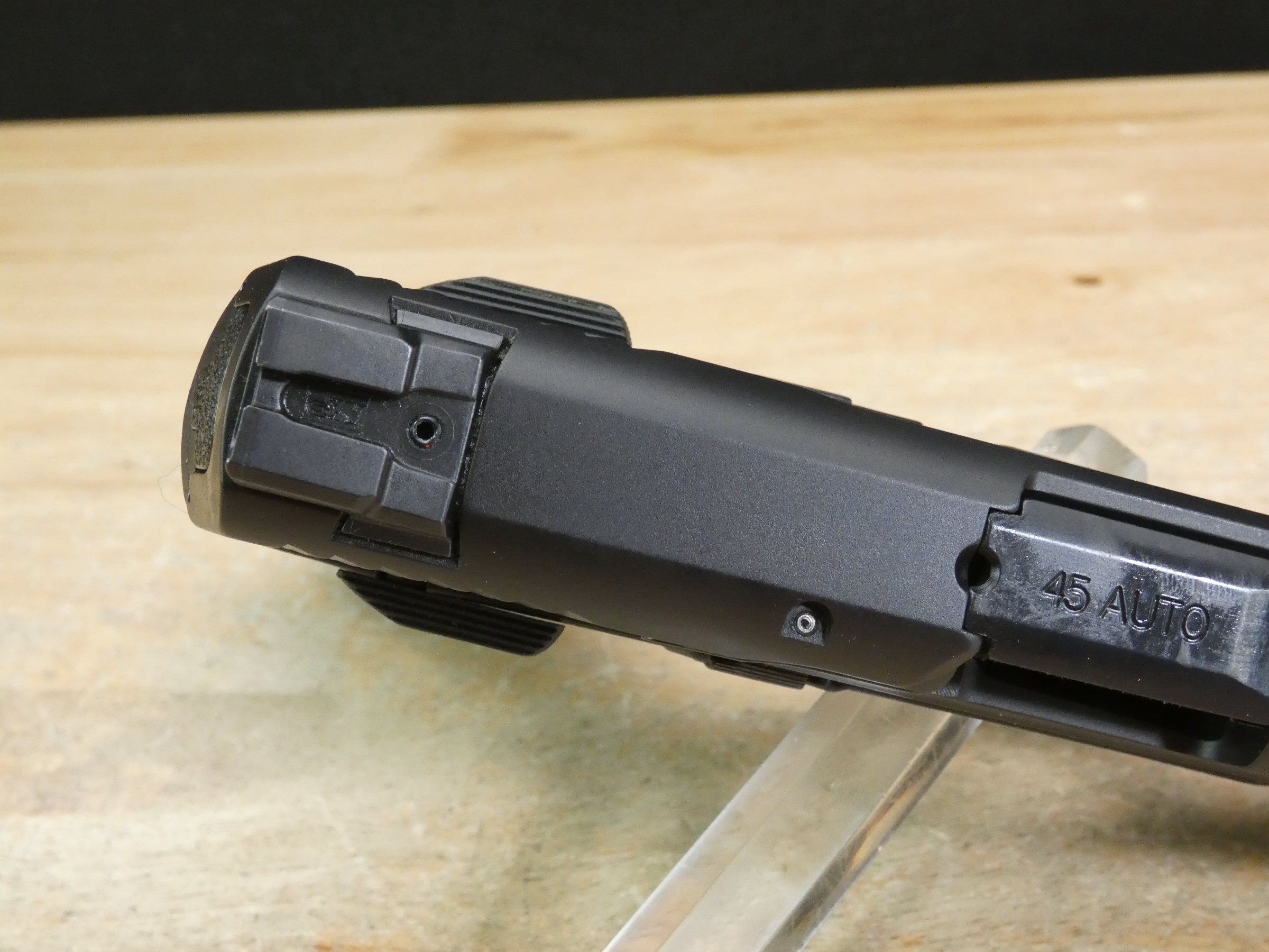 Smith & Wesson M&P45 M2.0 - .45 ACP - S&W M&P 45 - w/ Case & 2 Mags-img-18