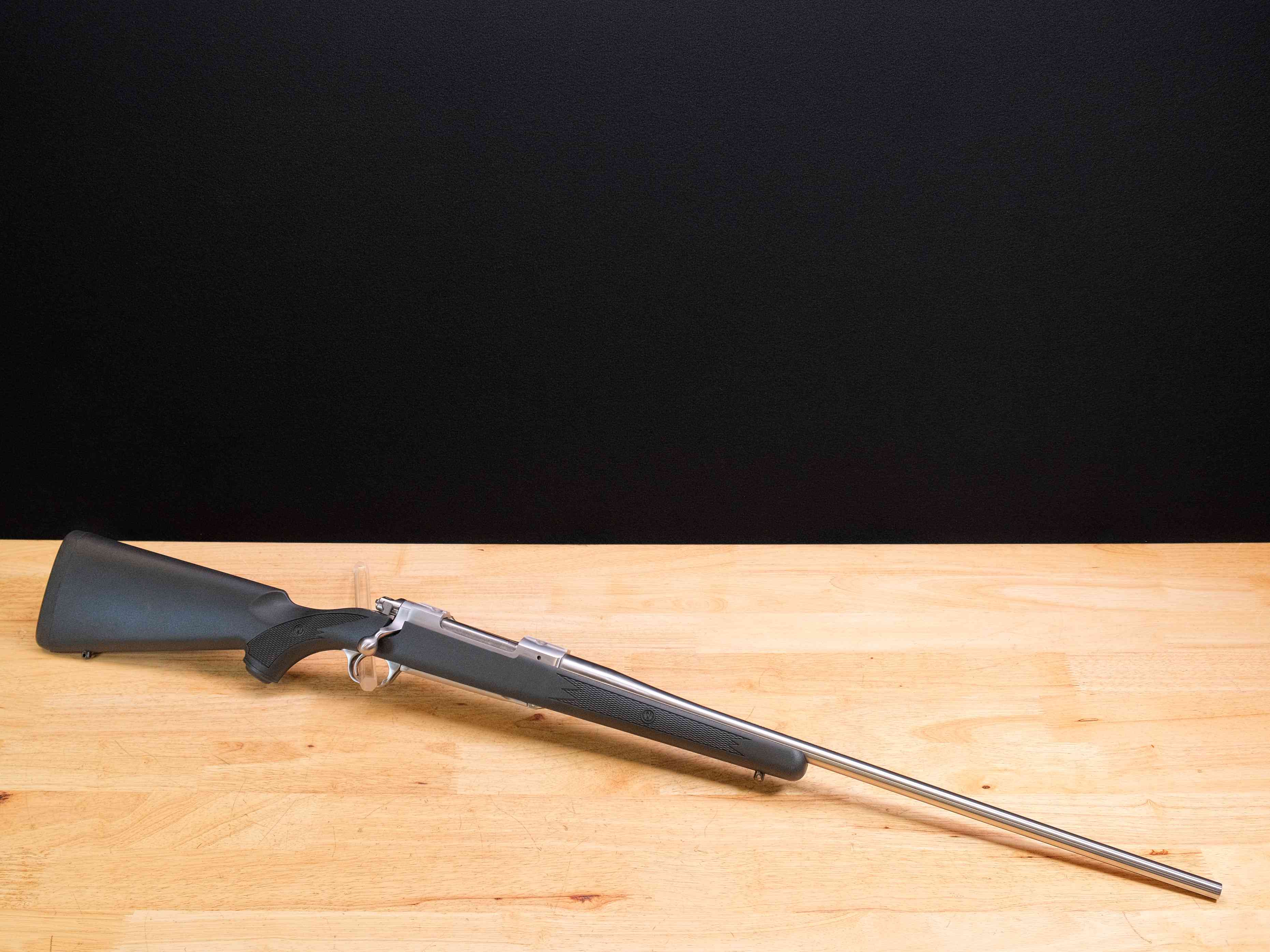 Ruger M77 Mark II Stainless - 7mm Rem Mag - MFG 2004 - MKII - C-img-14