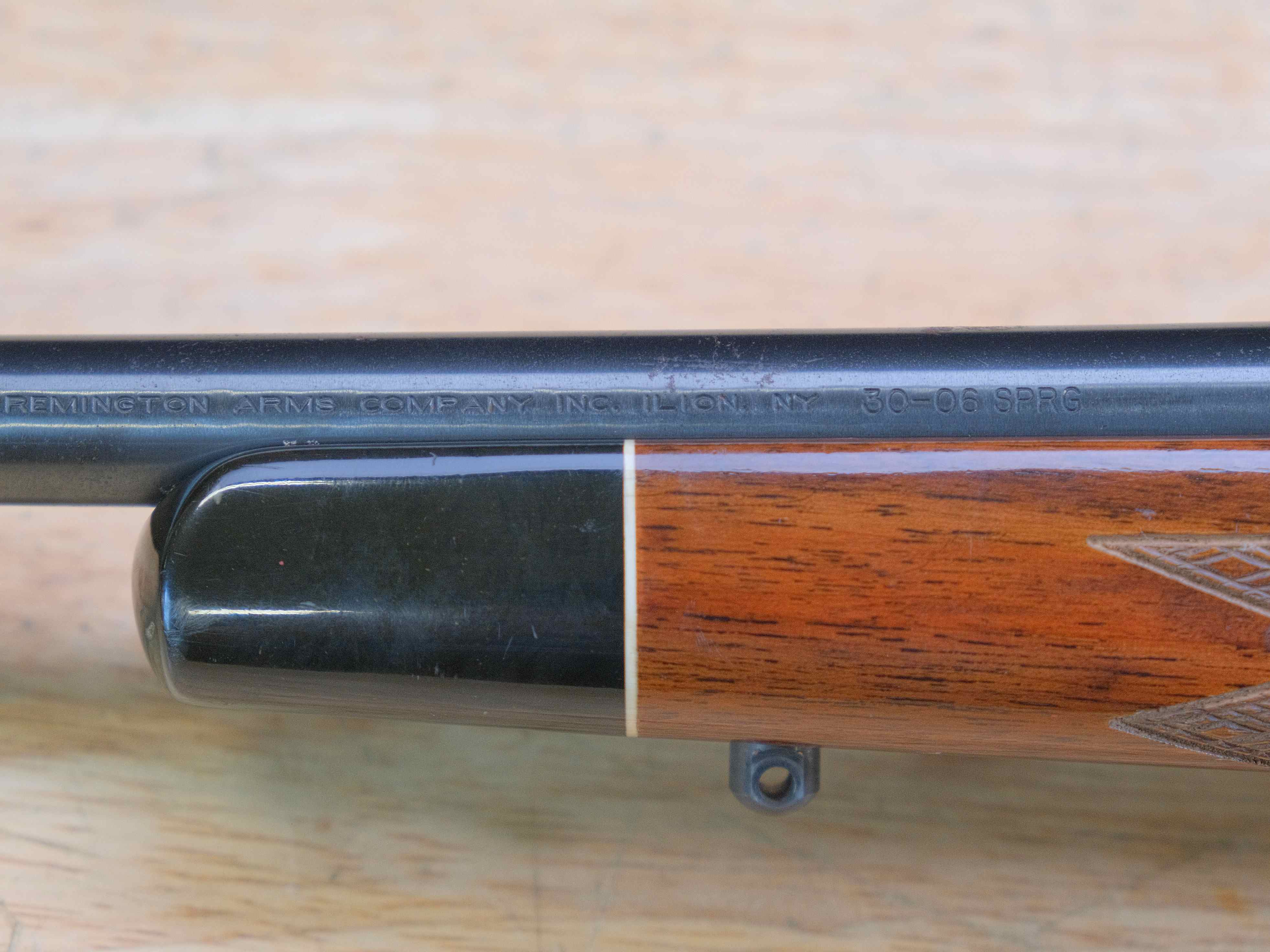 Remington Model 700 BDL - .30-06 SPRG  - Bolt Action - Classic Hunter - C-img-5