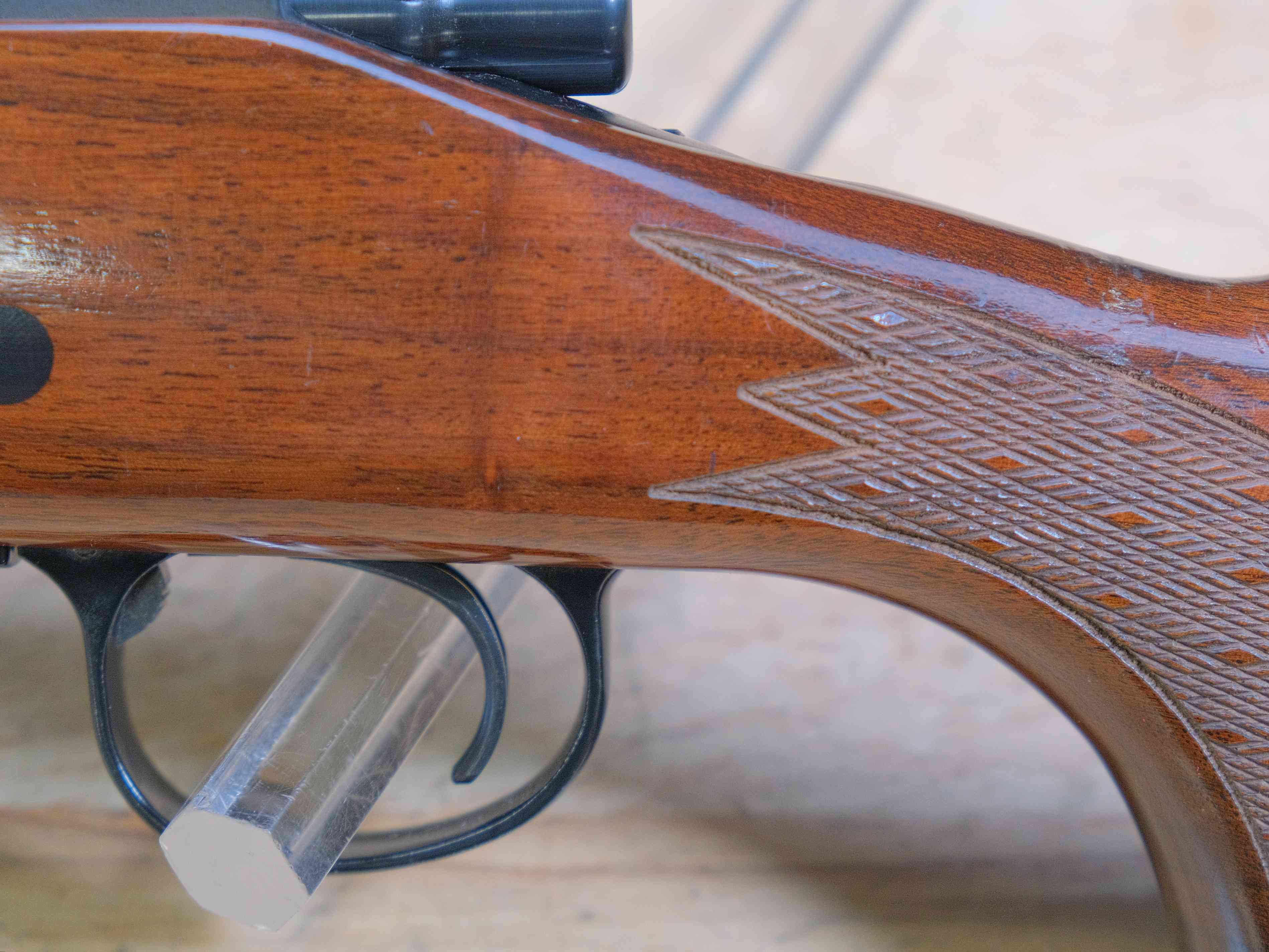 Remington Model 700 BDL - .30-06 SPRG  - Bolt Action - Classic Hunter - C-img-9