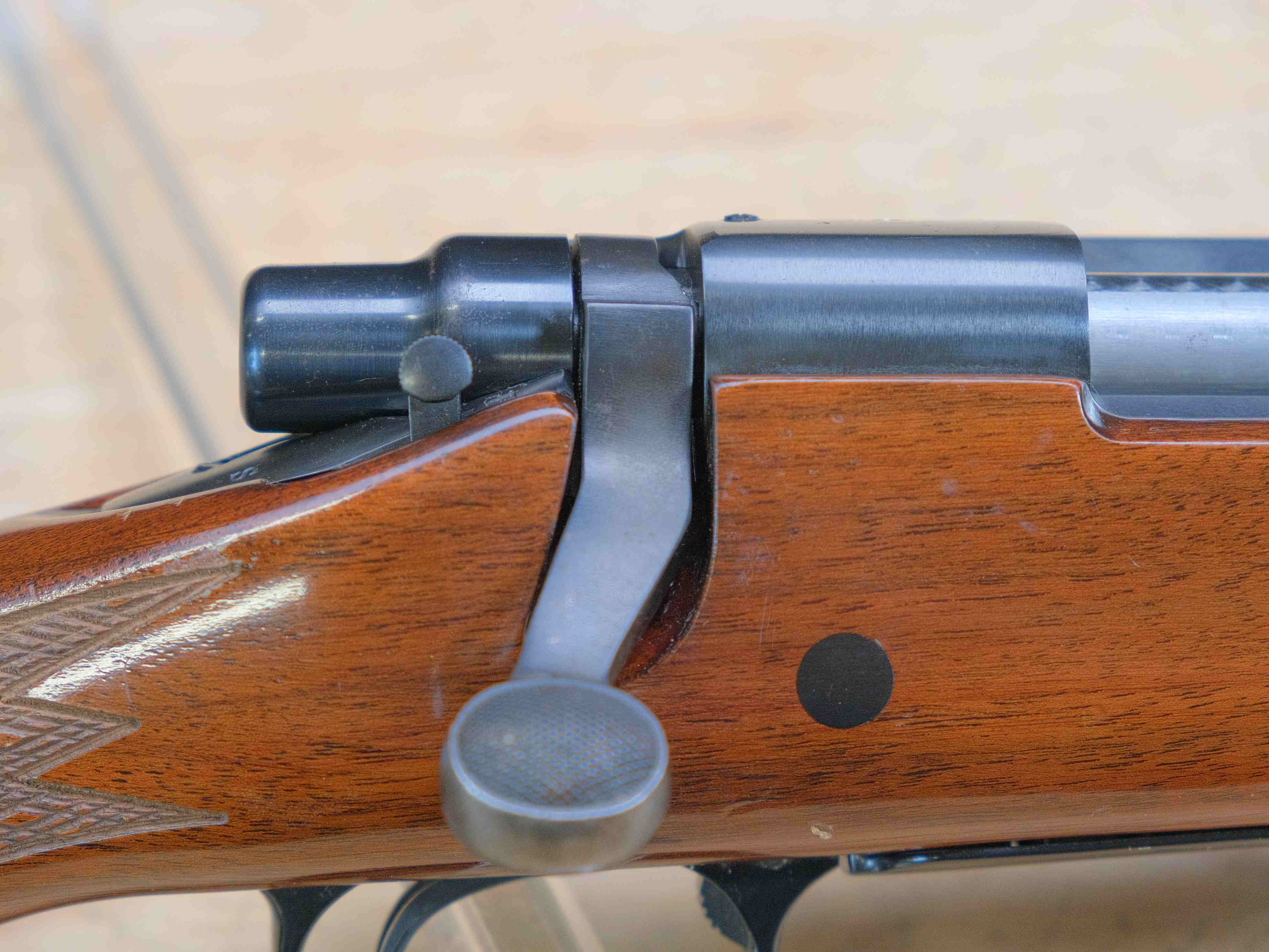 Remington Model 700 BDL - .30-06 SPRG  - Bolt Action - Classic Hunter - C-img-21