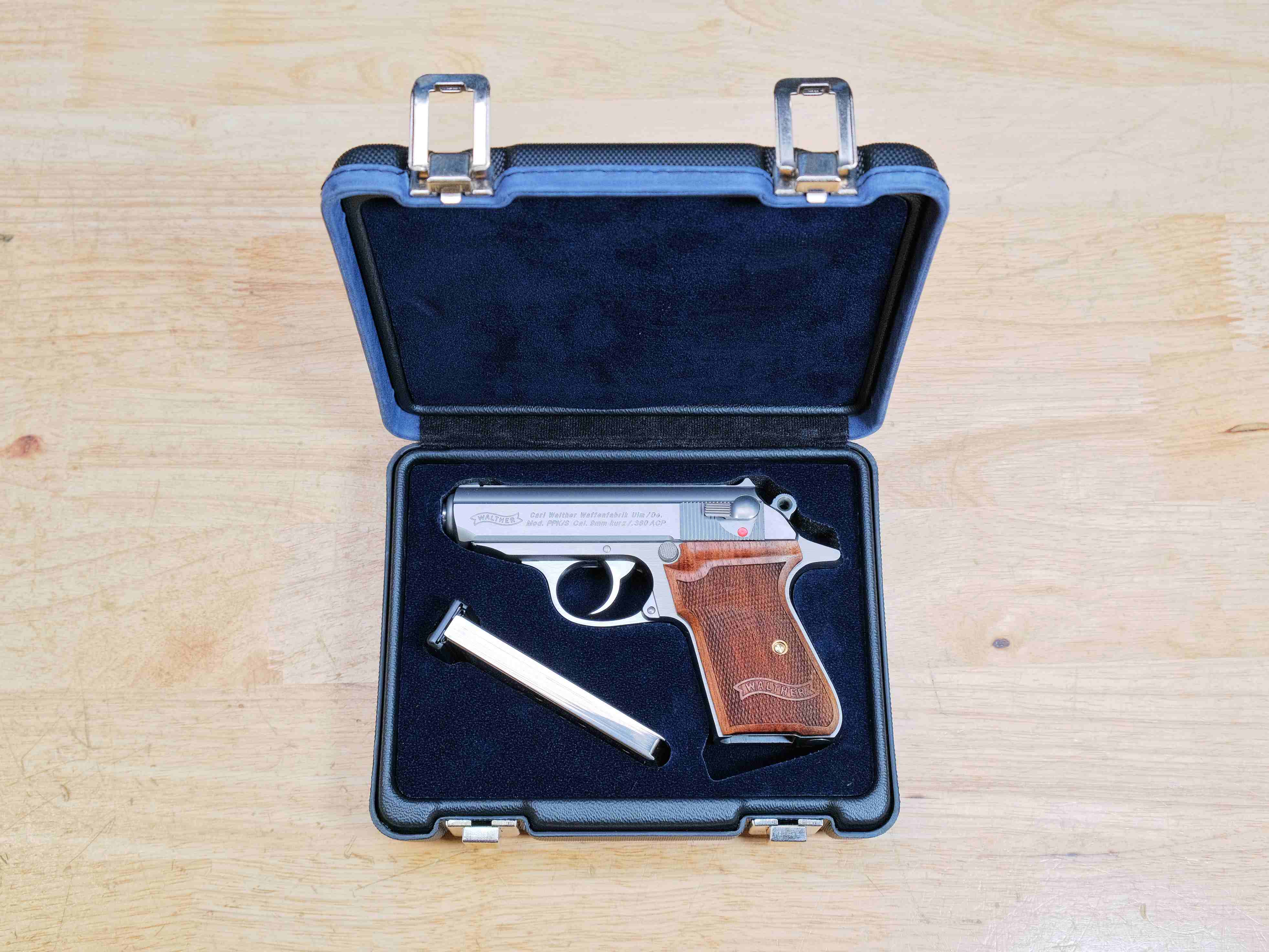 Walther PPK/S - .380 ACP - w/ OG Case & Mag - PPK - C-img-25