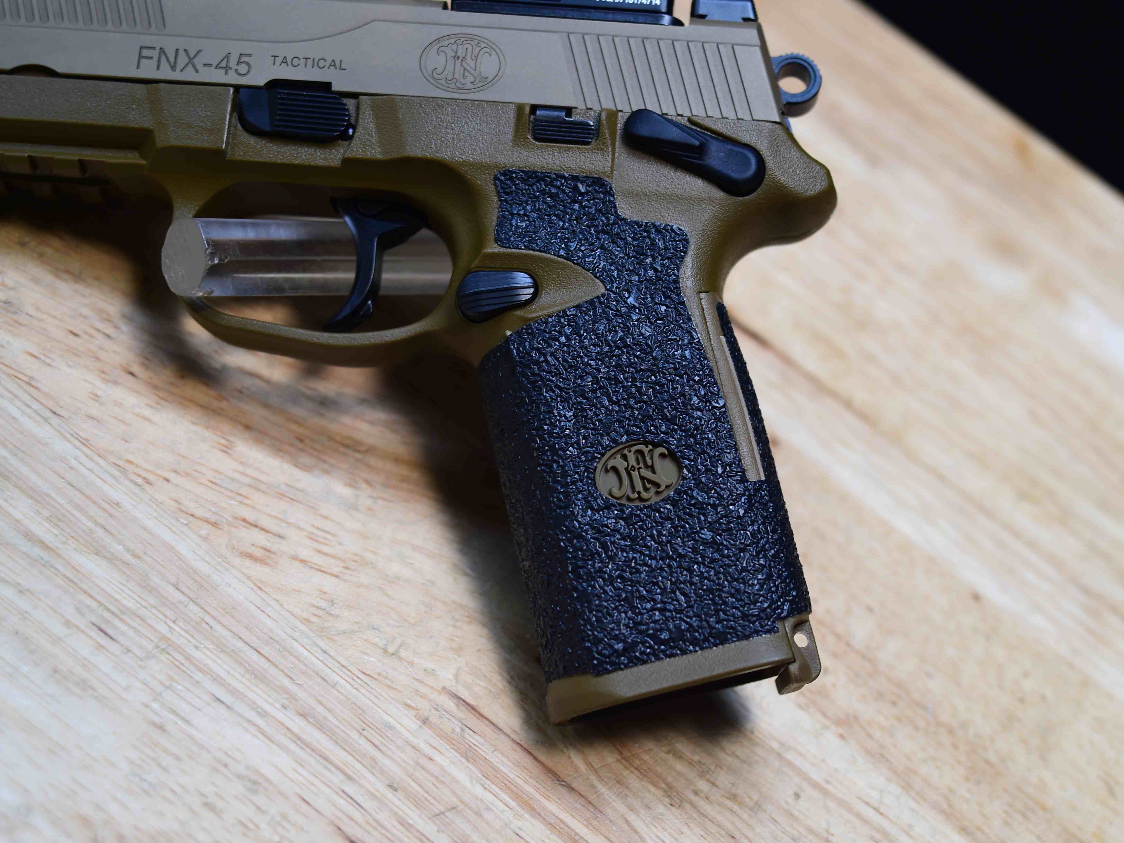 FN FNX-45 Tactical FDE - .45 ACP - Holosun 507 - Case & More - Threaded - C-img-5