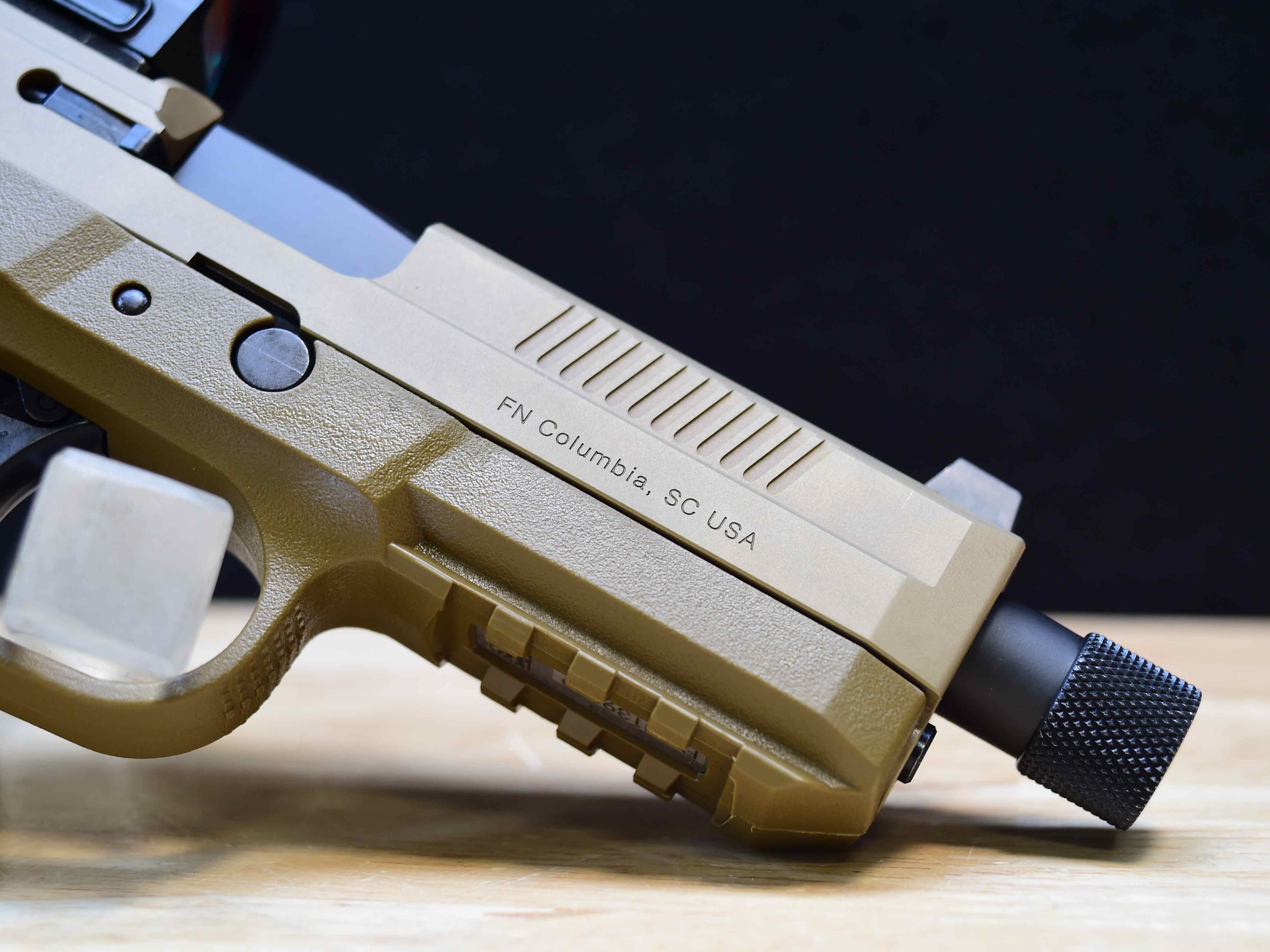 FN FNX-45 Tactical FDE - .45 ACP - Holosun 507 - Case & More - Threaded - C-img-20