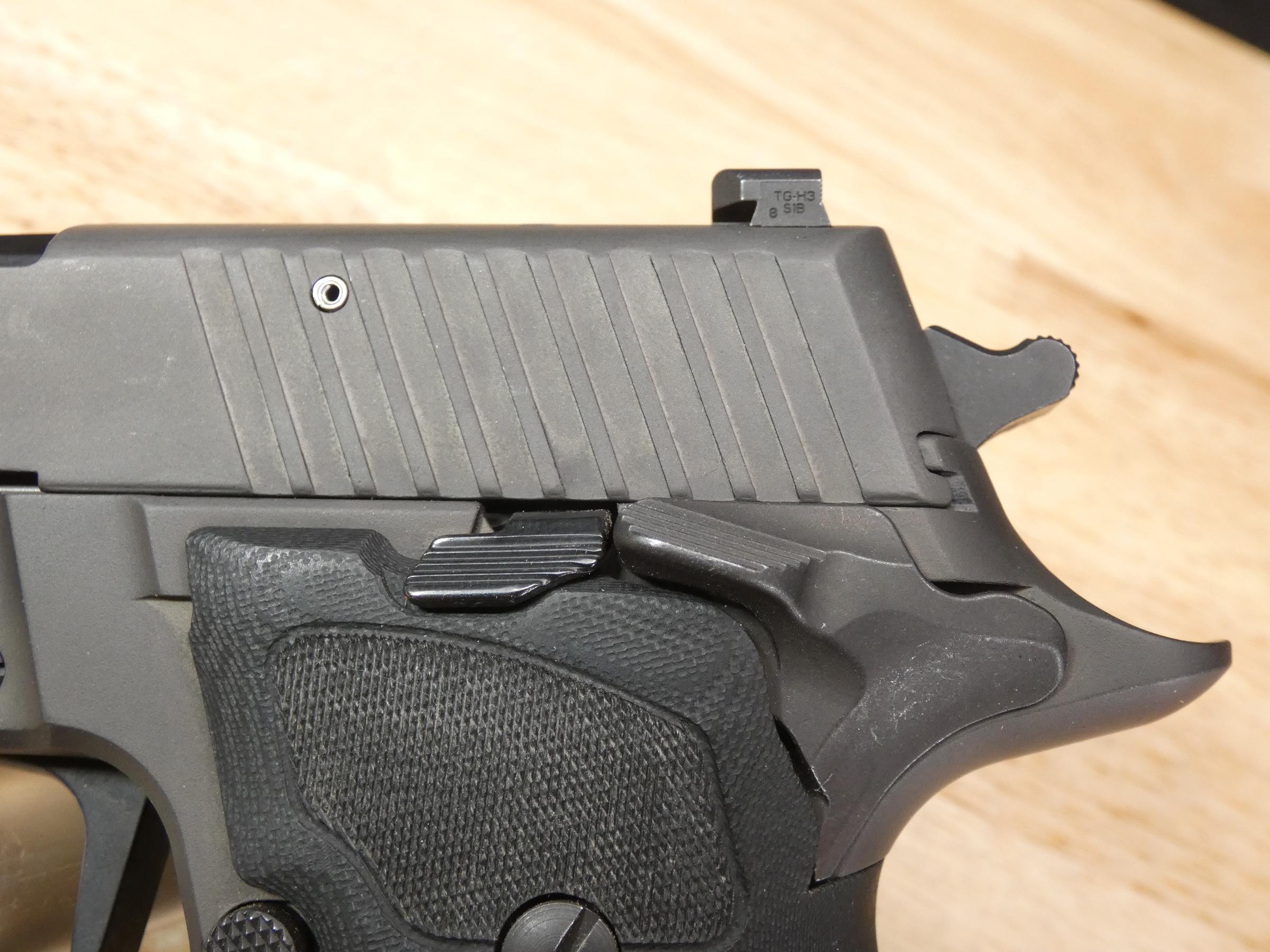 Sig Sauer P226 Legion SAO - 9mm - E26R - w/ OG Case & Manuals! - C-img-7