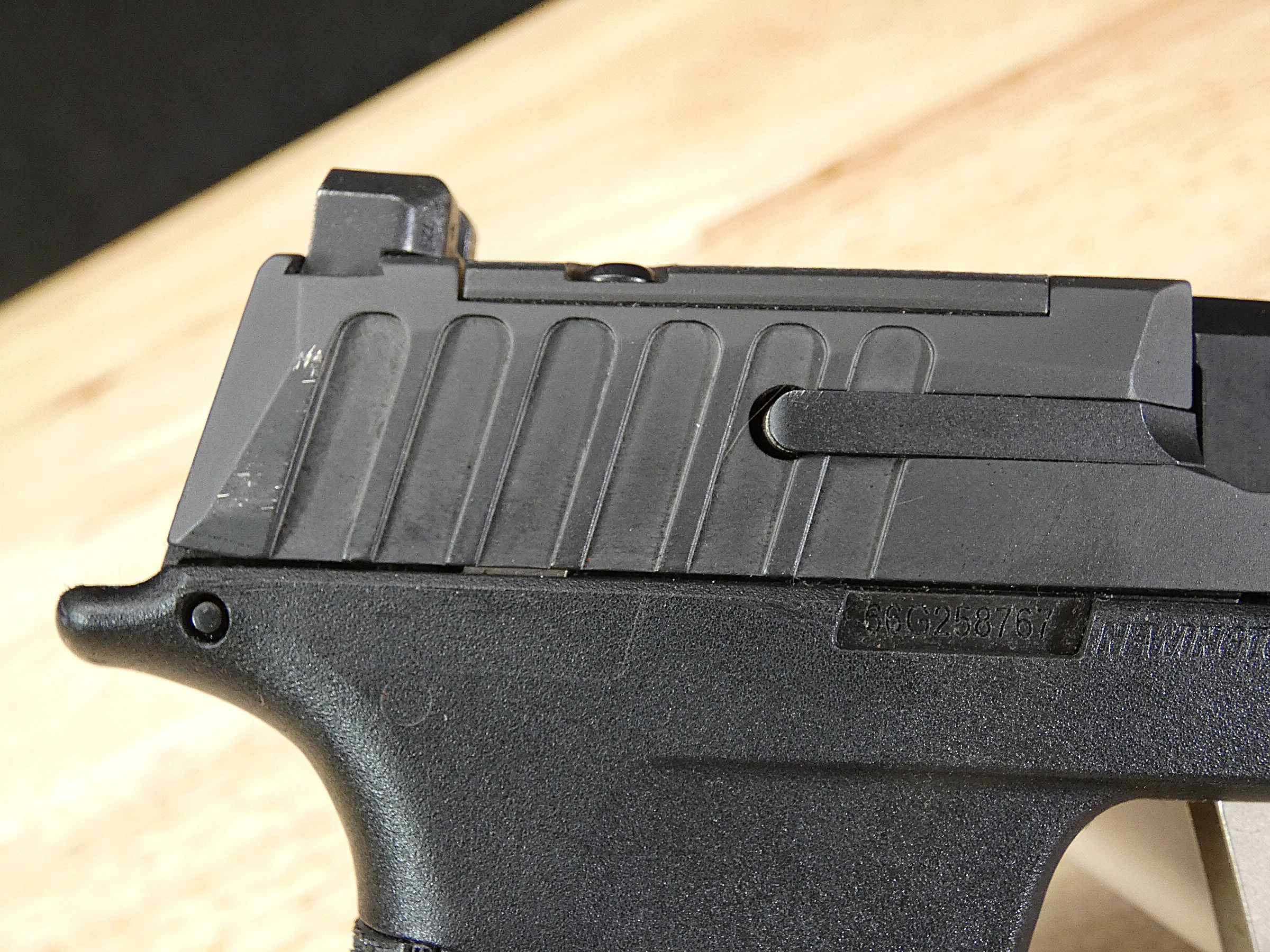 Sig Sauer P365 Fuse - 9mm - Optic Ready 365 - C-img-18