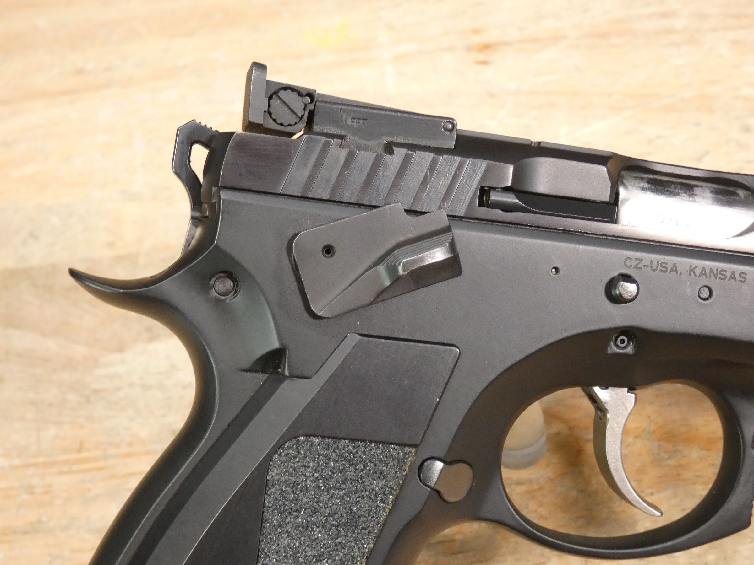 CZ 75 CTS LS SP-01 Shadow - 9mm - Custom - OG Case & Accessories - C-img-9
