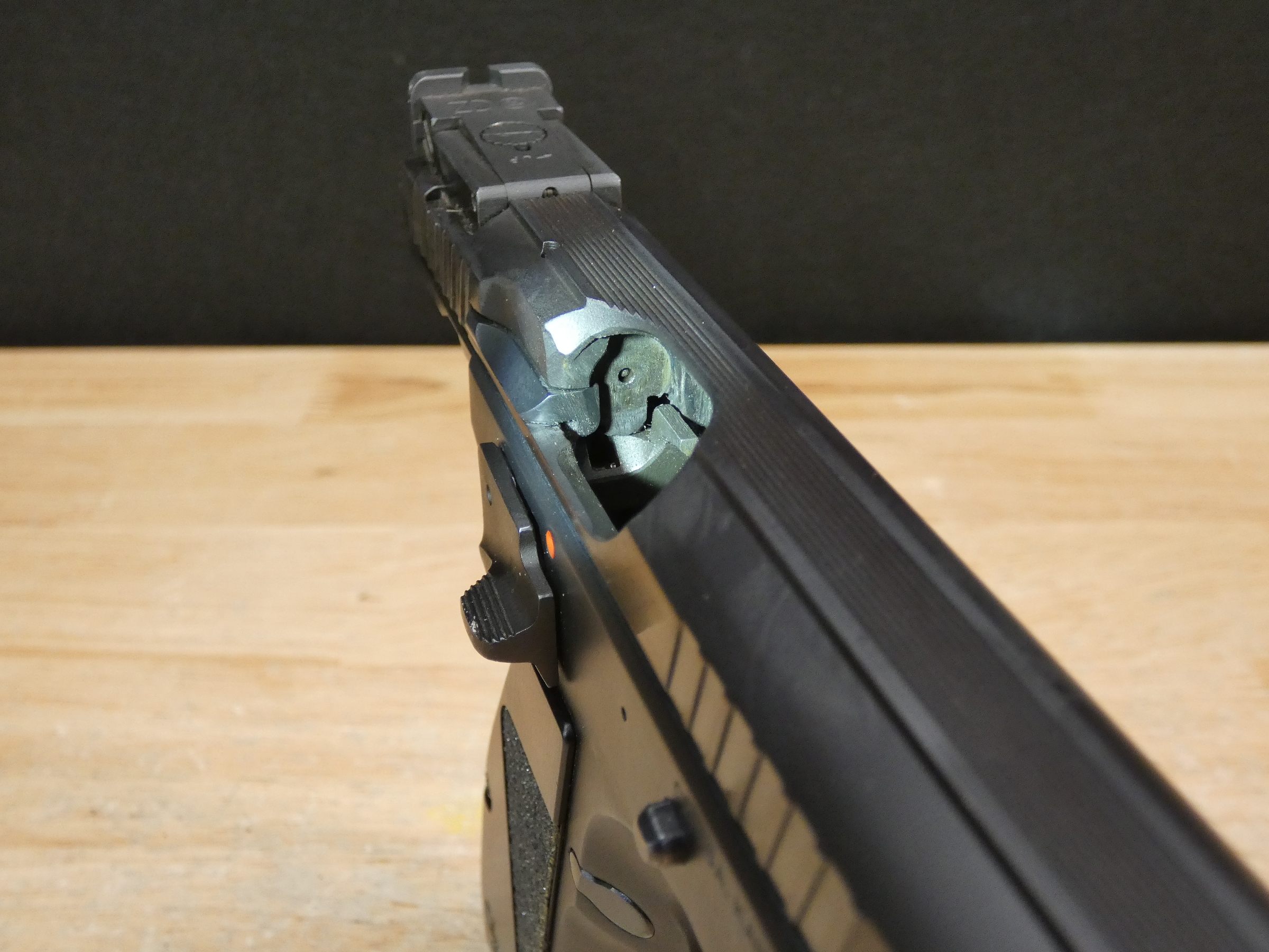 CZ 75 CTS LS SP-01 Shadow - 9mm - Custom - OG Case & Accessories - C-img-24