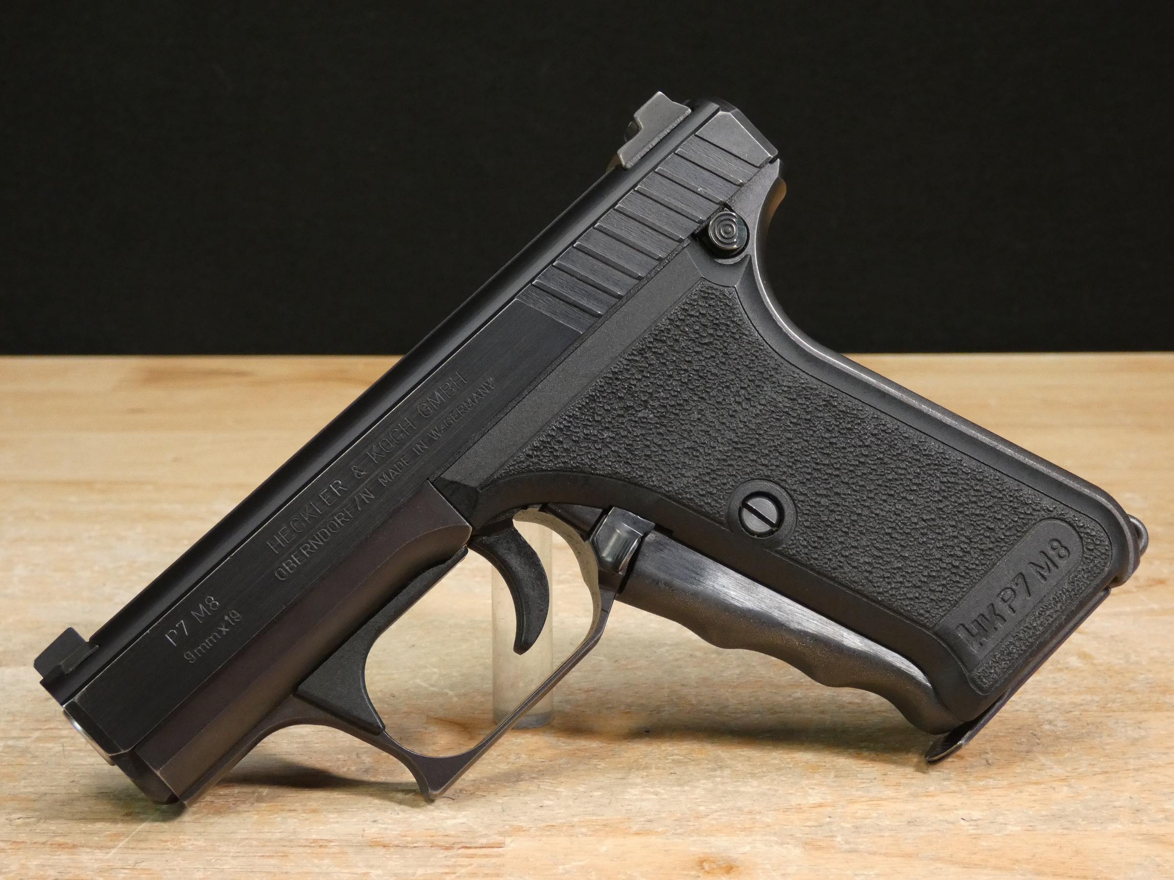 HK P7 M8 - 9mm - P7M8 - H&K CCW - Heckler & Koch - 1984 - Case - 2 Mags - C-img-2
