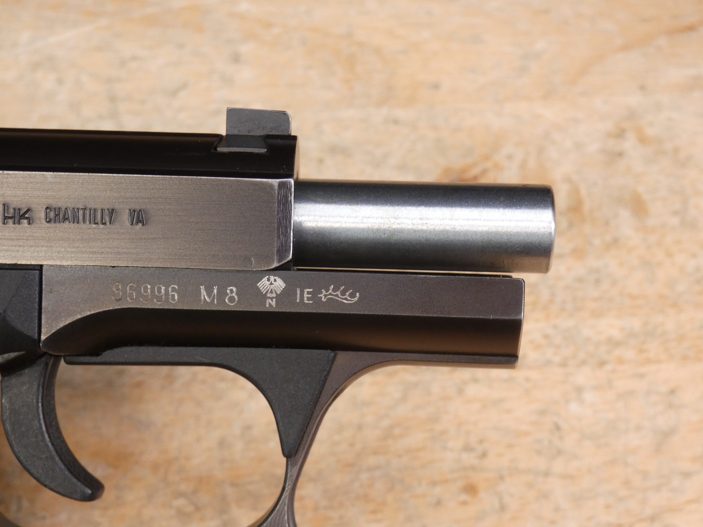 HK P7 M8 - 9mm - P7M8 - H&K CCW - Heckler & Koch - 1984 - Case - 2 Mags - C-img-20