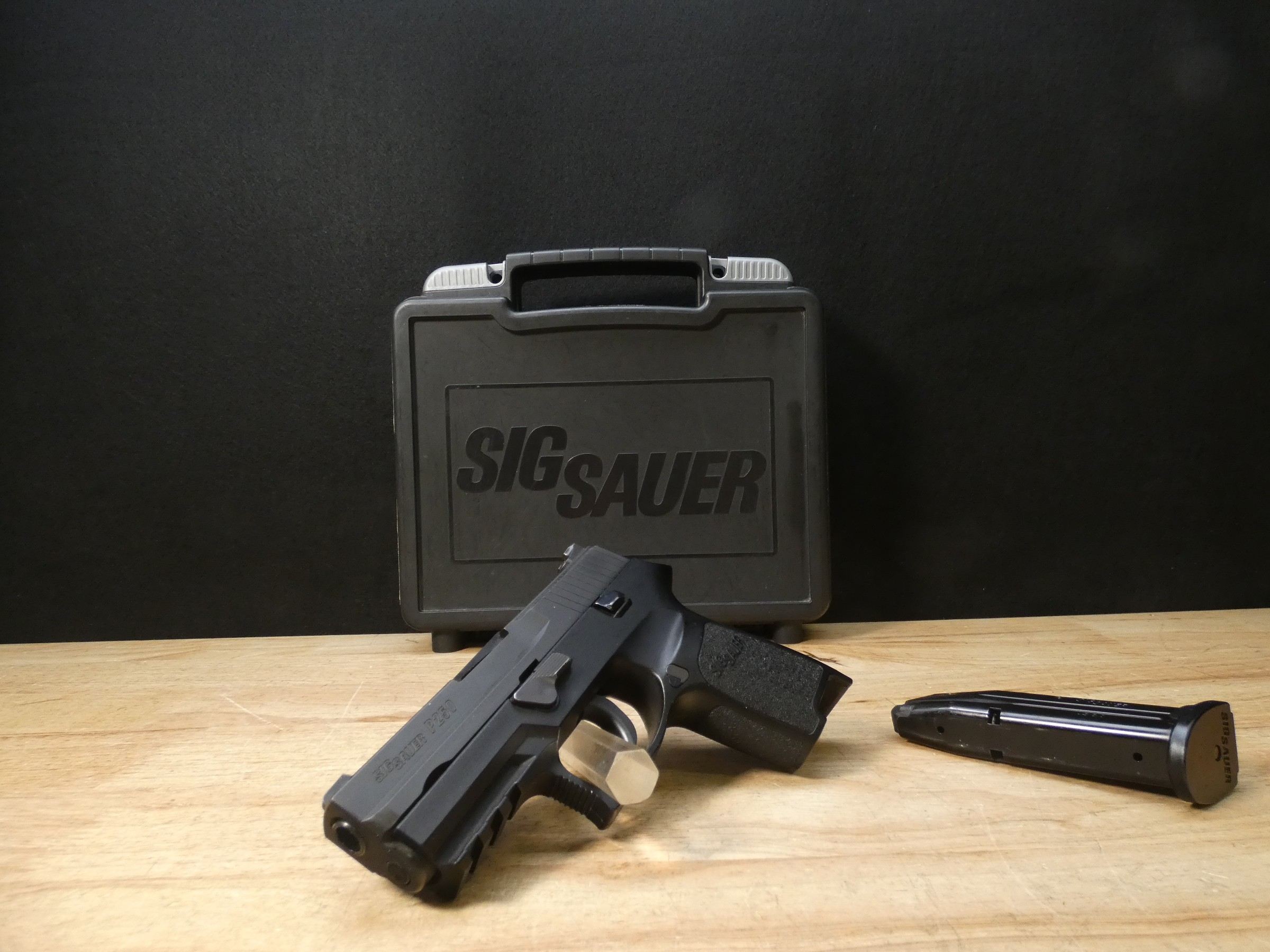 Sig Sauer P250 Compact - .380 ACP - DAO - w/ 1 Mag & OG Case - Carry Gun-img-1