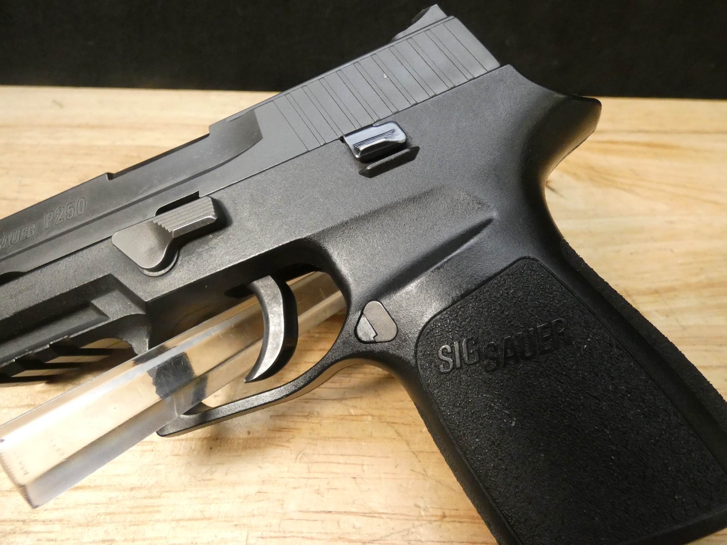 Sig Sauer P250 Compact - .380 ACP - DAO - w/ 1 Mag & OG Case - Carry Gun-img-5