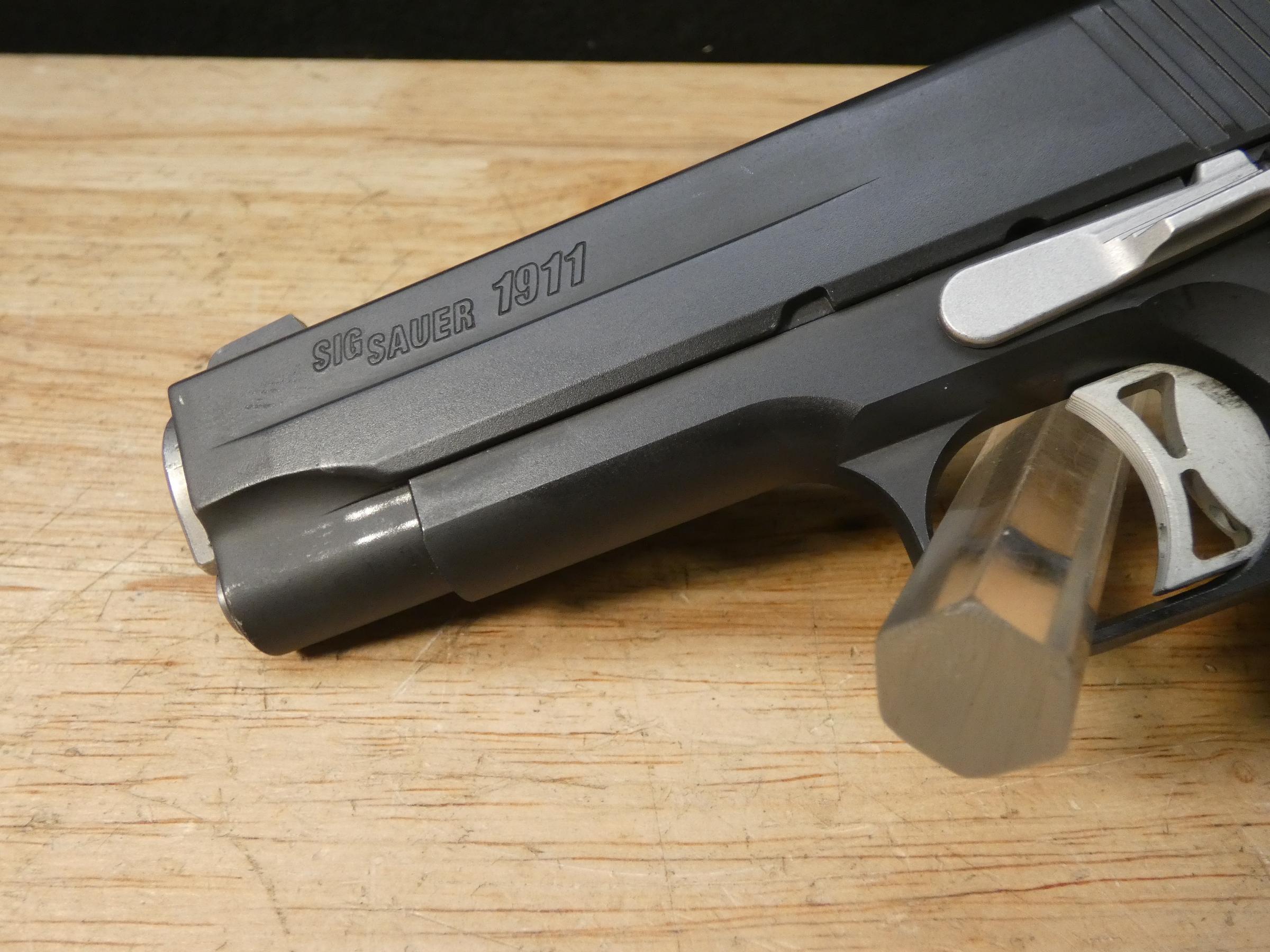 Sig Sauer Model 1911 Nightmare - .45 ACP - w/ Case & Mag! - Fastback-img-5