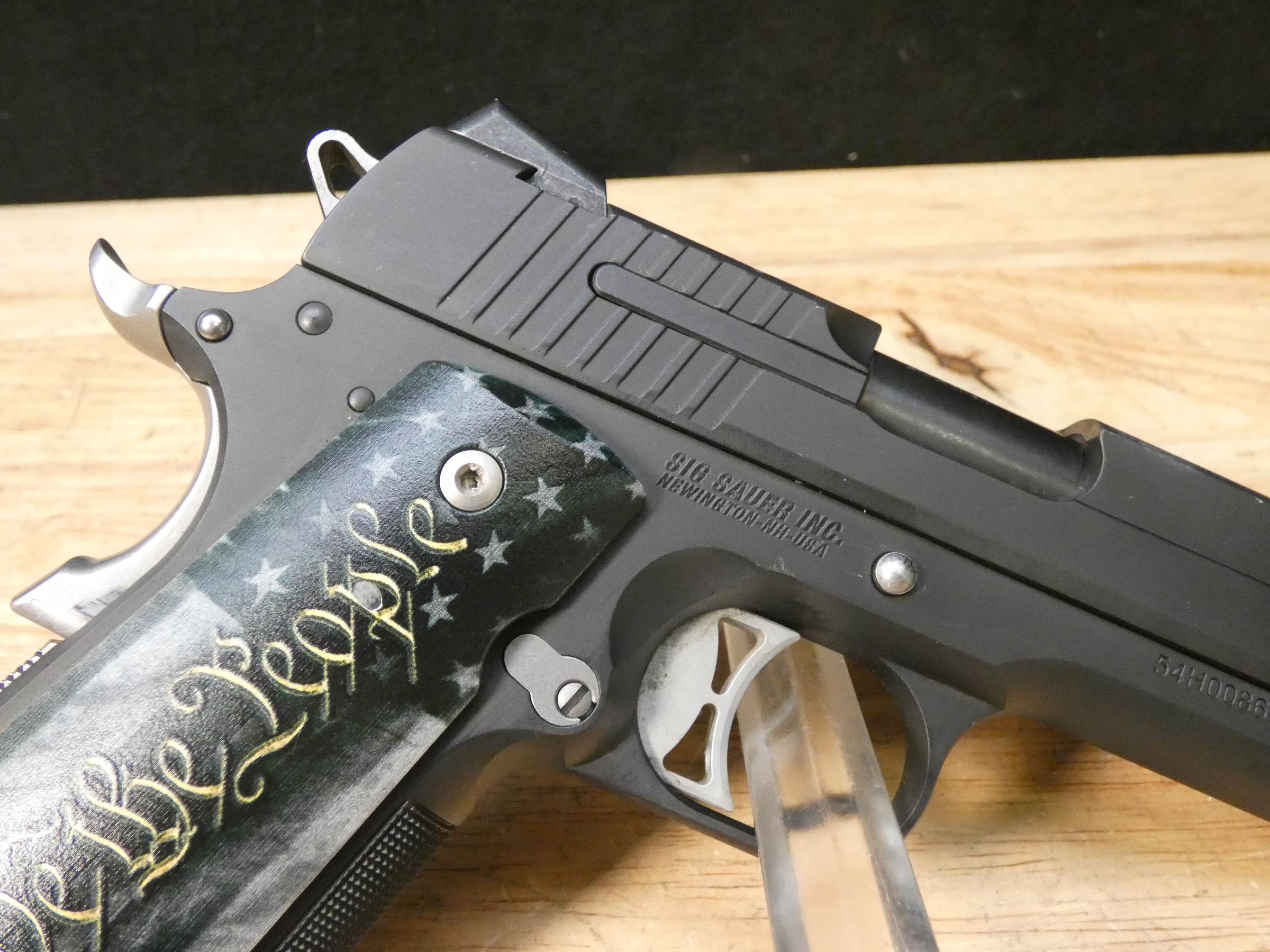 Sig Sauer Model 1911 Nightmare - .45 ACP - w/ Case & Mag! - Fastback-img-13