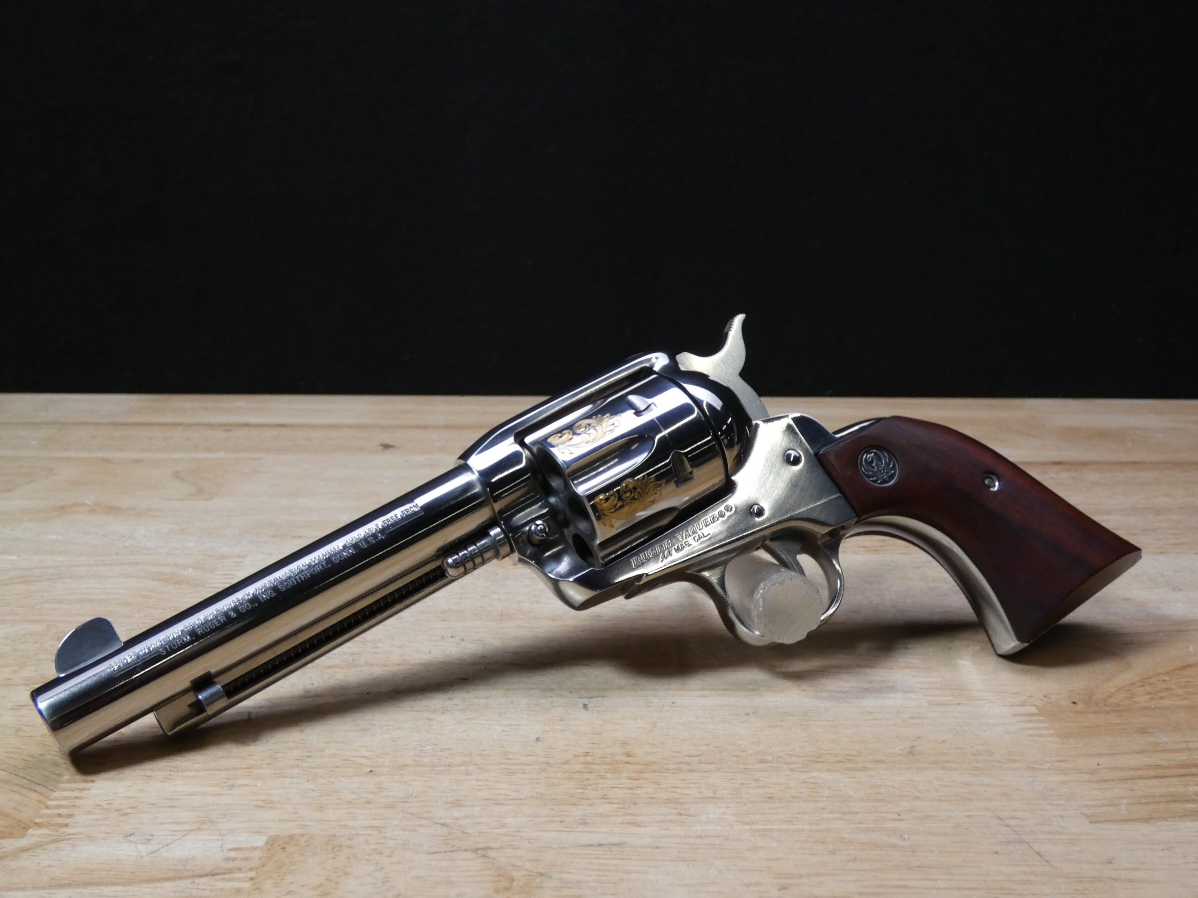 CLEAN Ruger Vaquero Stainless 3 Gun Set - .44 Mag - MFG 1998 - Bisley - C-img-28