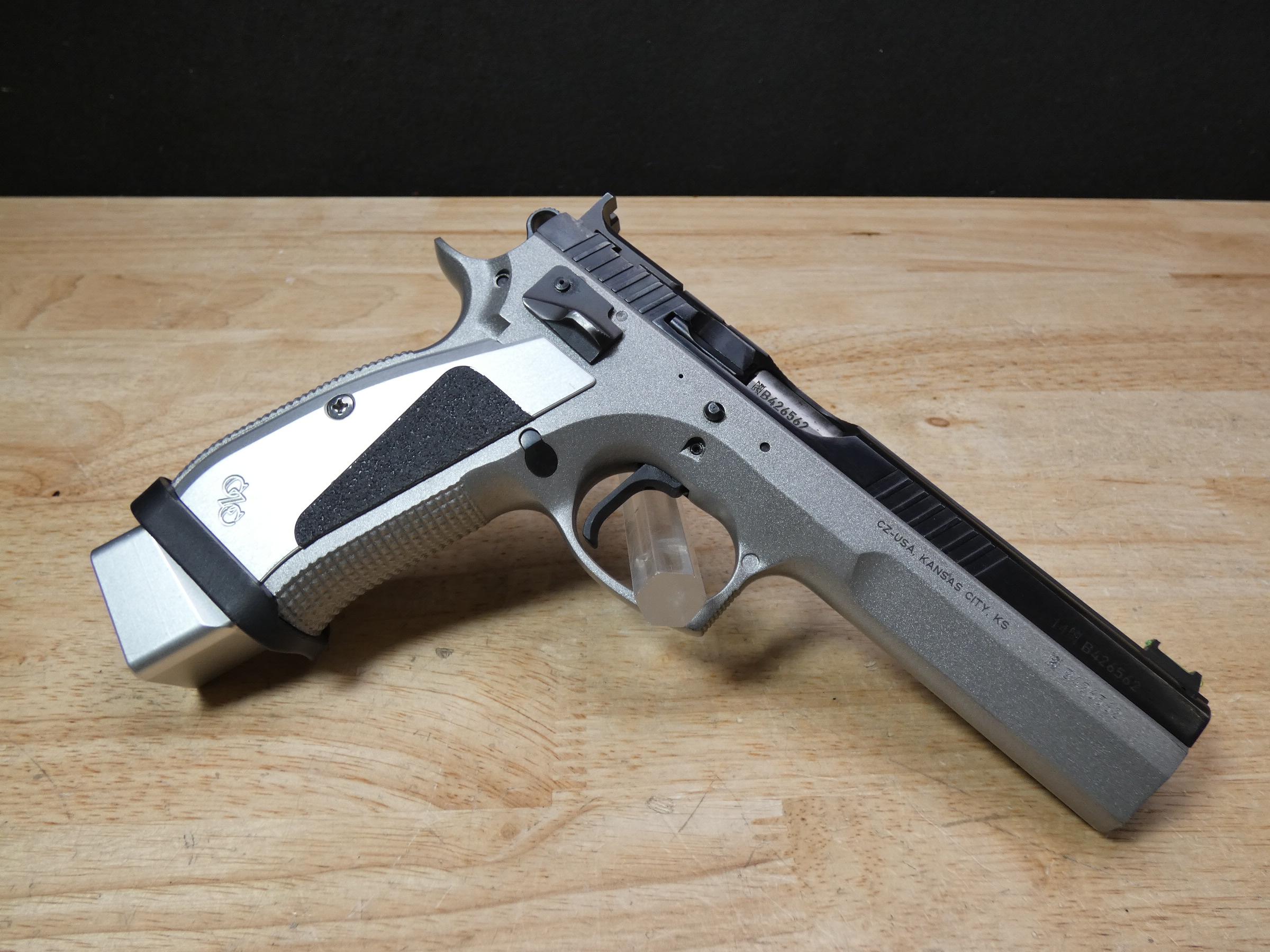 CZ 75 Tactical Sport - .40 S&W - MFG 2014 - CZ75 TS w/ 8 Mags - C-img-9