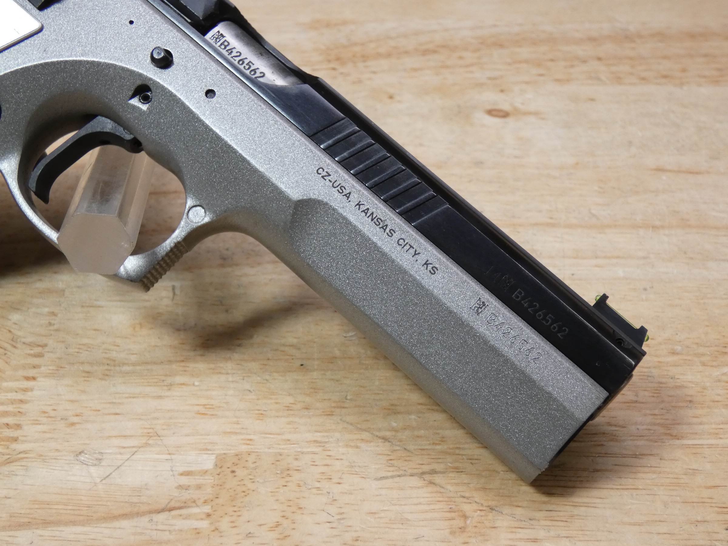 CZ 75 Tactical Sport - .40 S&W - MFG 2014 - CZ75 TS w/ 8 Mags - C-img-10