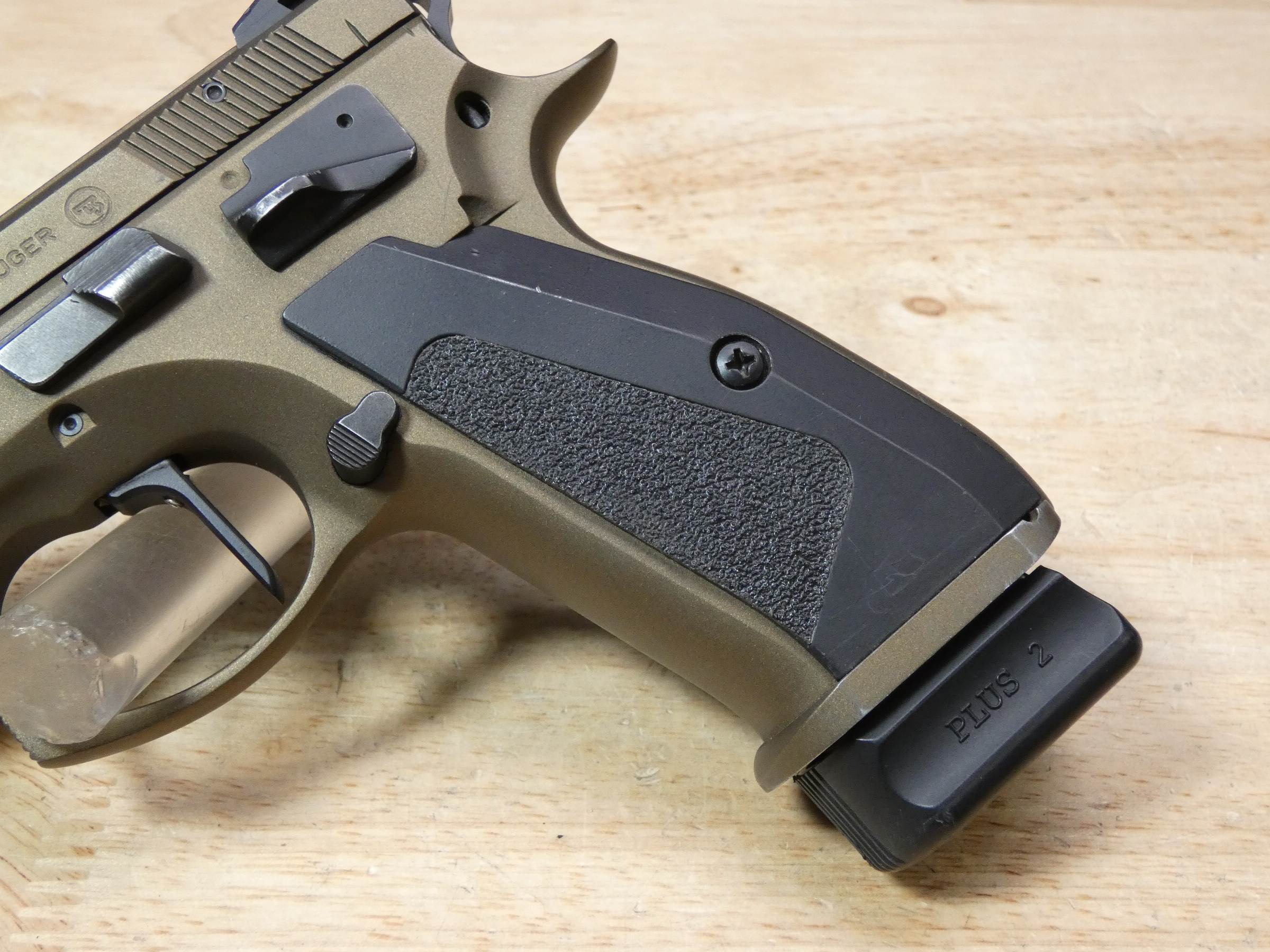 CZ 75 B SA - 9mm - CZ75 - 75B w/ 5 Mags & Bronze Cerakote - MFG 2008 - C-img-5