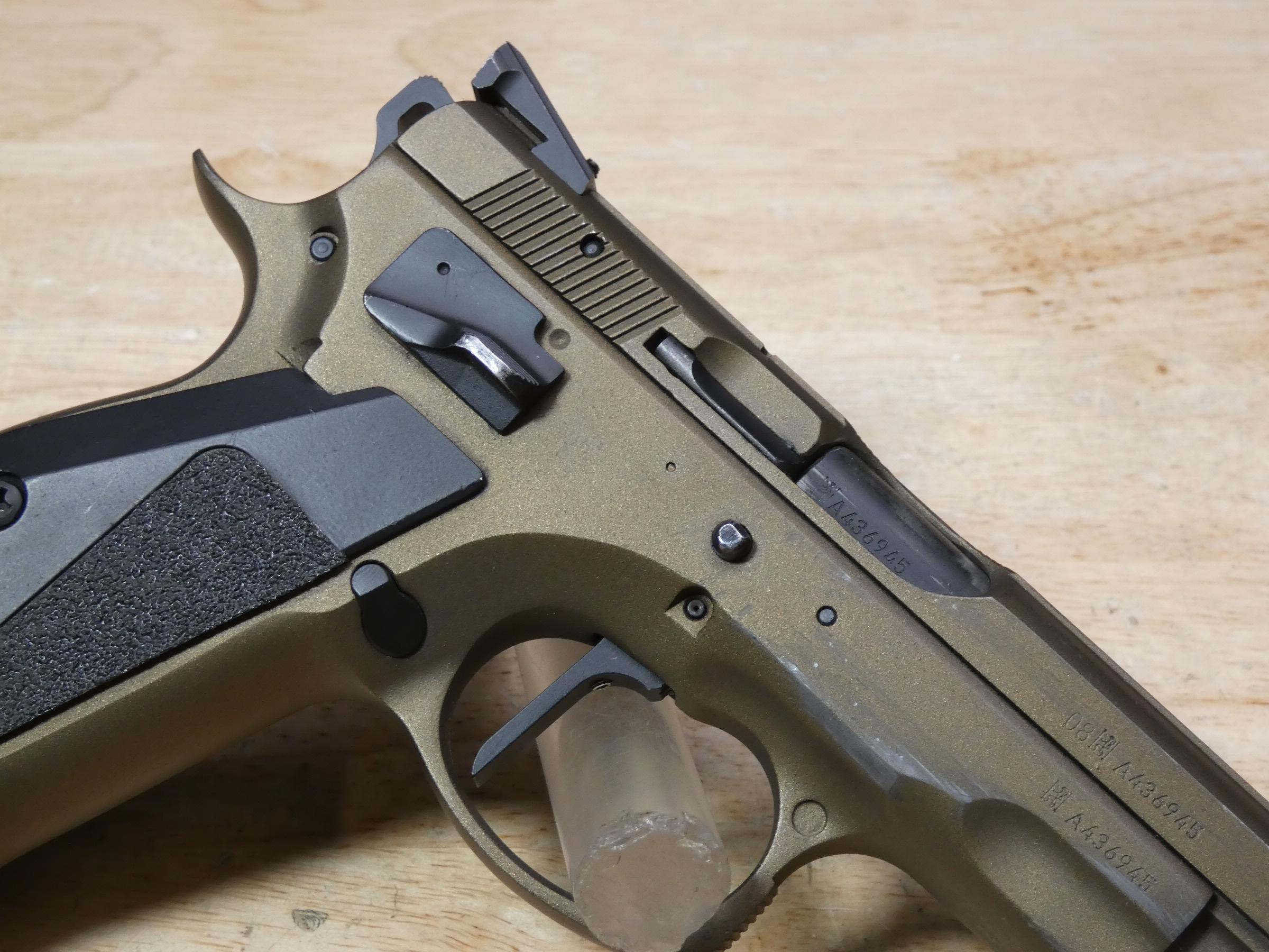 CZ 75 B SA - 9mm - CZ75 - 75B w/ 5 Mags & Bronze Cerakote - MFG 2008 - C-img-12