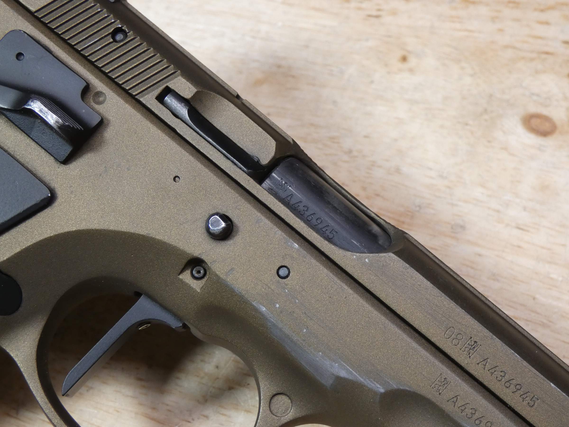 CZ 75 B SA - 9mm - CZ75 - 75B w/ 5 Mags & Bronze Cerakote - MFG 2008 - C-img-21