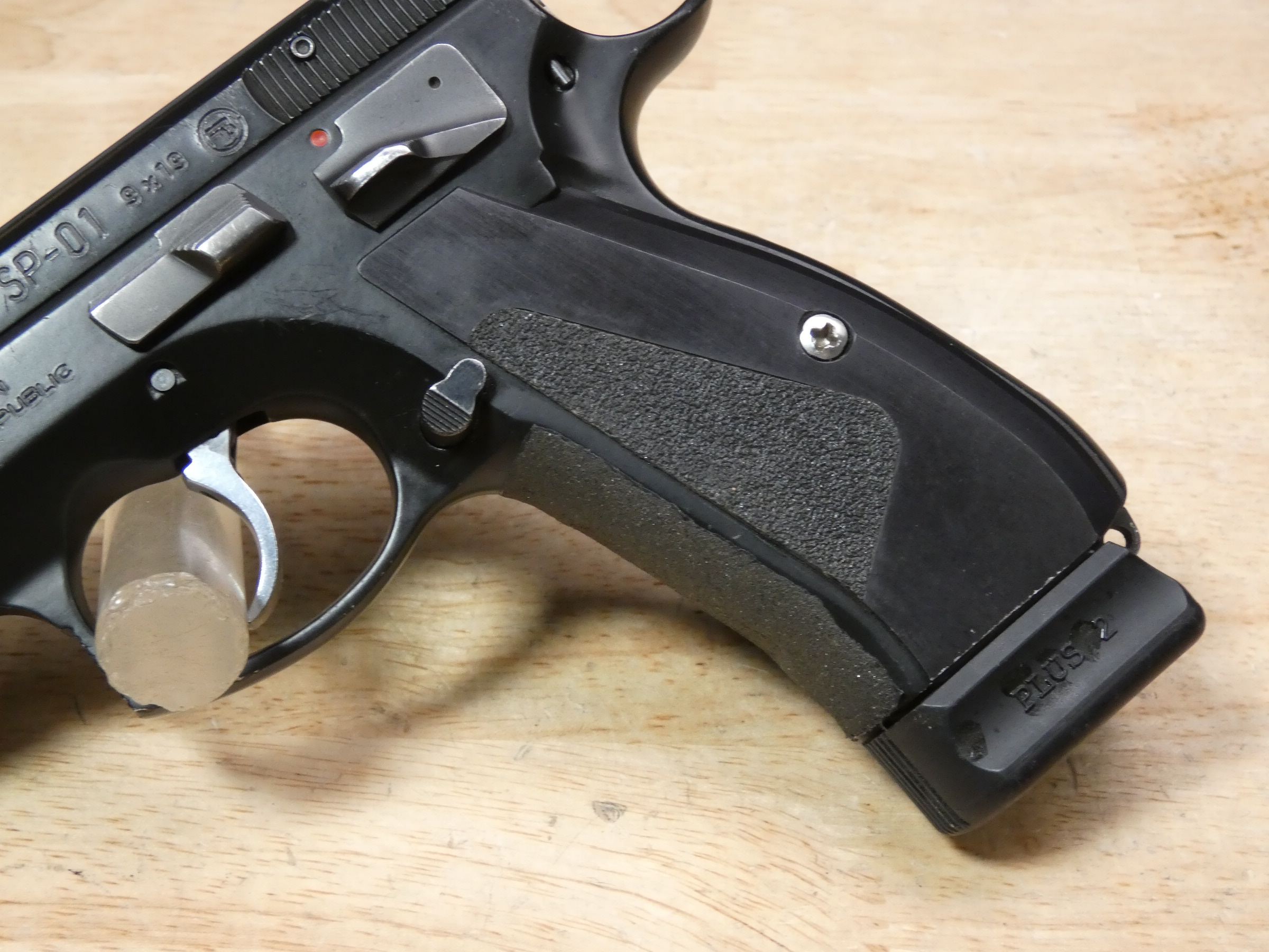 CZ 75 SP-01 - 9mm - CZ75 SP01 w/ 5 Mags - MFG 2007 - DA/SA - C-img-5