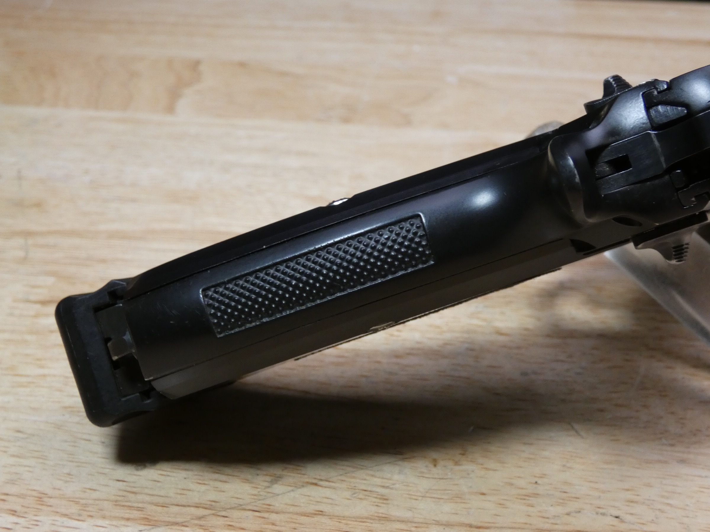 CZ 75 SP-01 - 9mm - CZ75 SP01 w/ 5 Mags - MFG 2007 - DA/SA - C-img-6