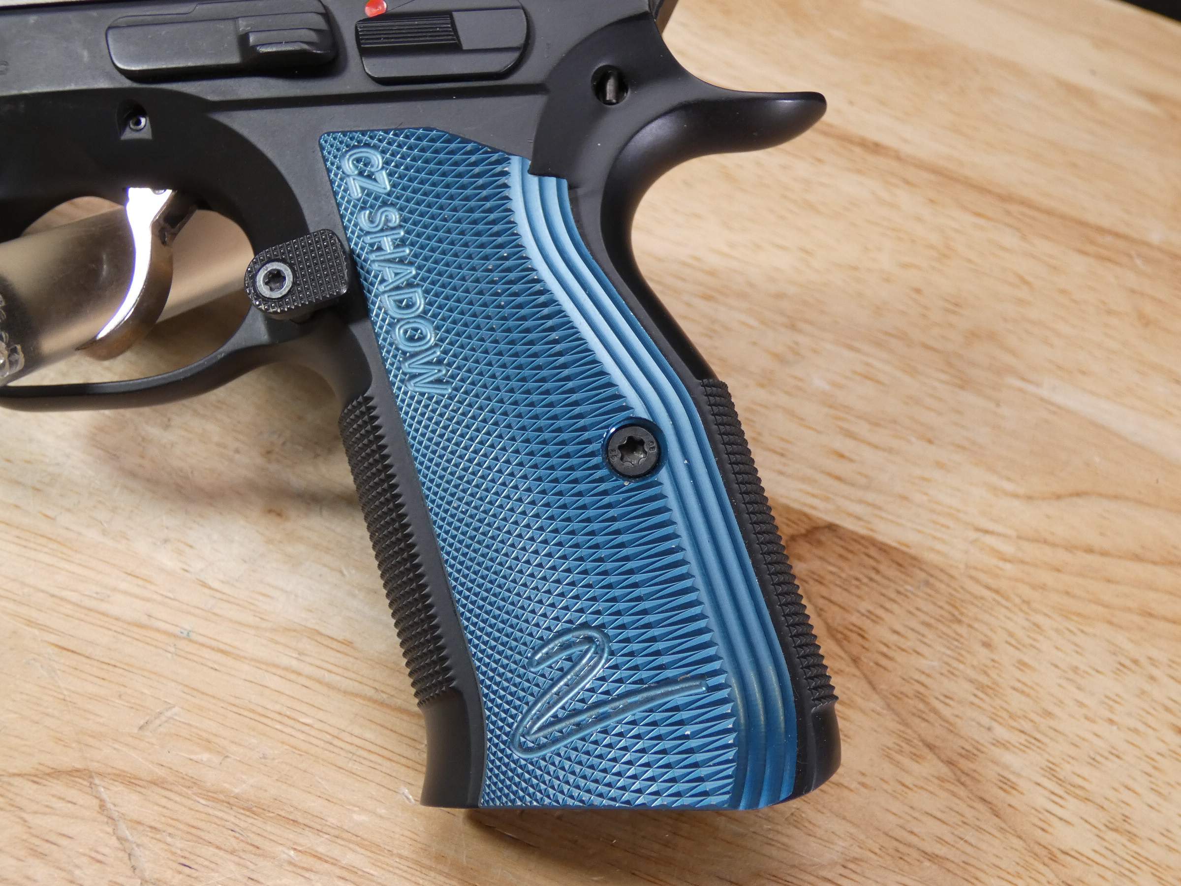 CZ Shadow 2 Blue - 9mm - CZ75 - SA/DA - w/ OG Case & 2 Mags - C-img-8