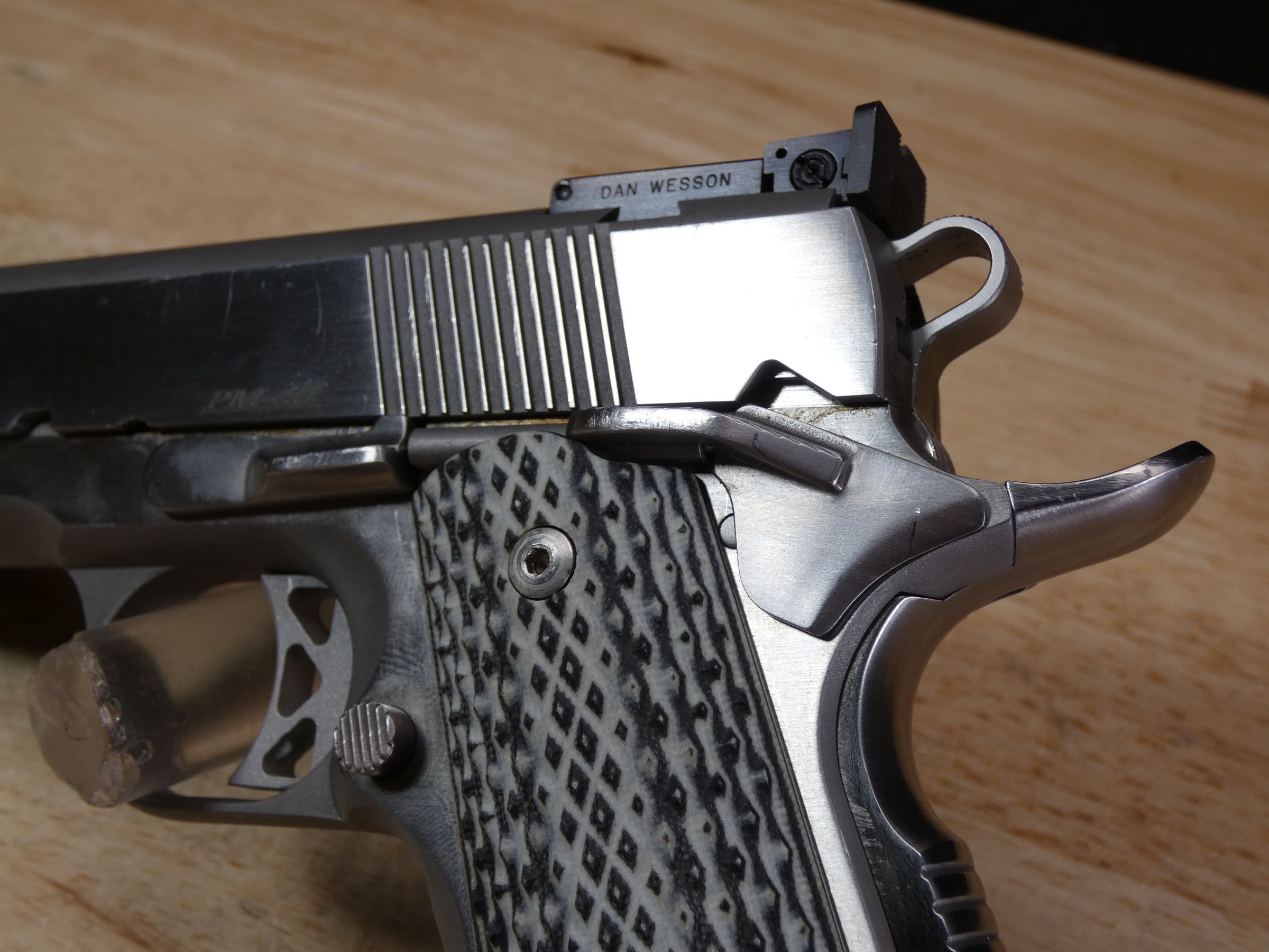 Dan Wesson PM-40 Stainless 1911 - .40 S&W - Pointman PM40 - C-img-5
