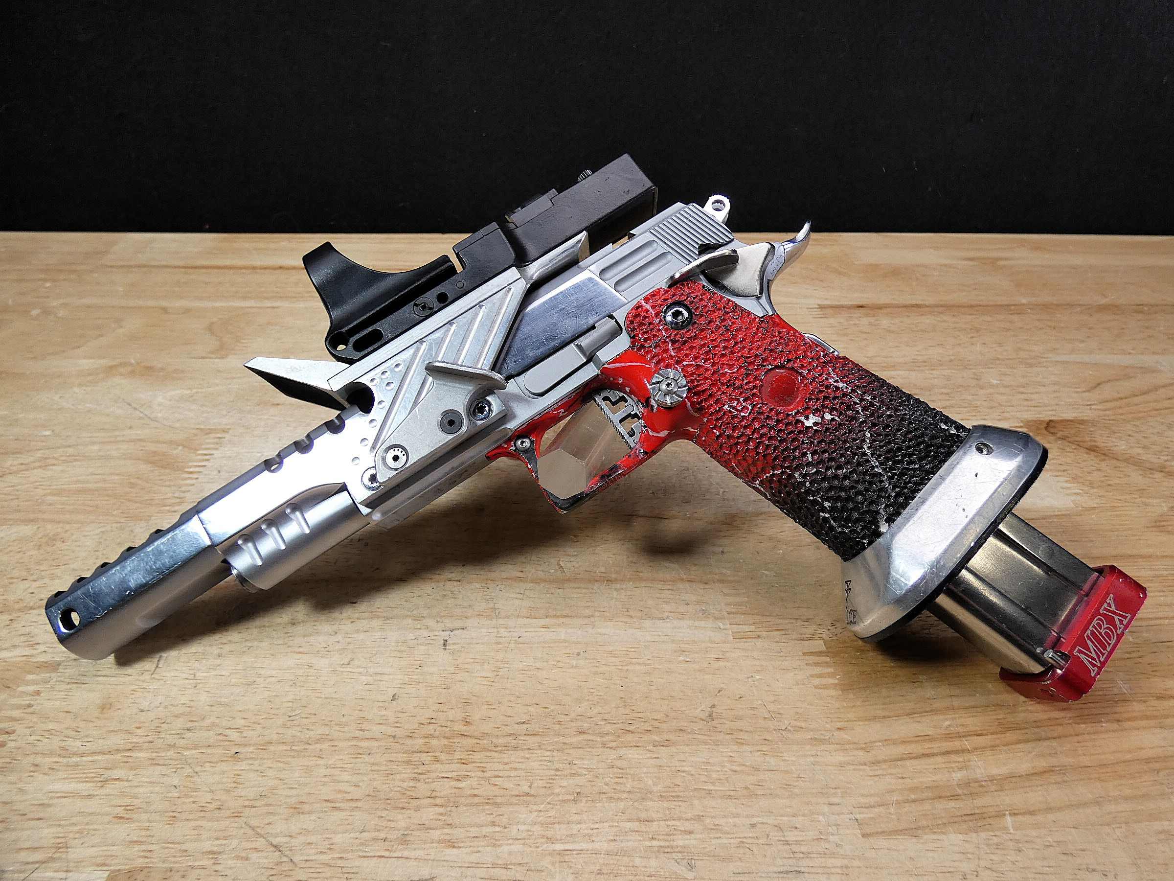 SVI Infinity 2011 - 9mm Major - Strayer-Voigt - Custom - w/ Mags - C-img-2