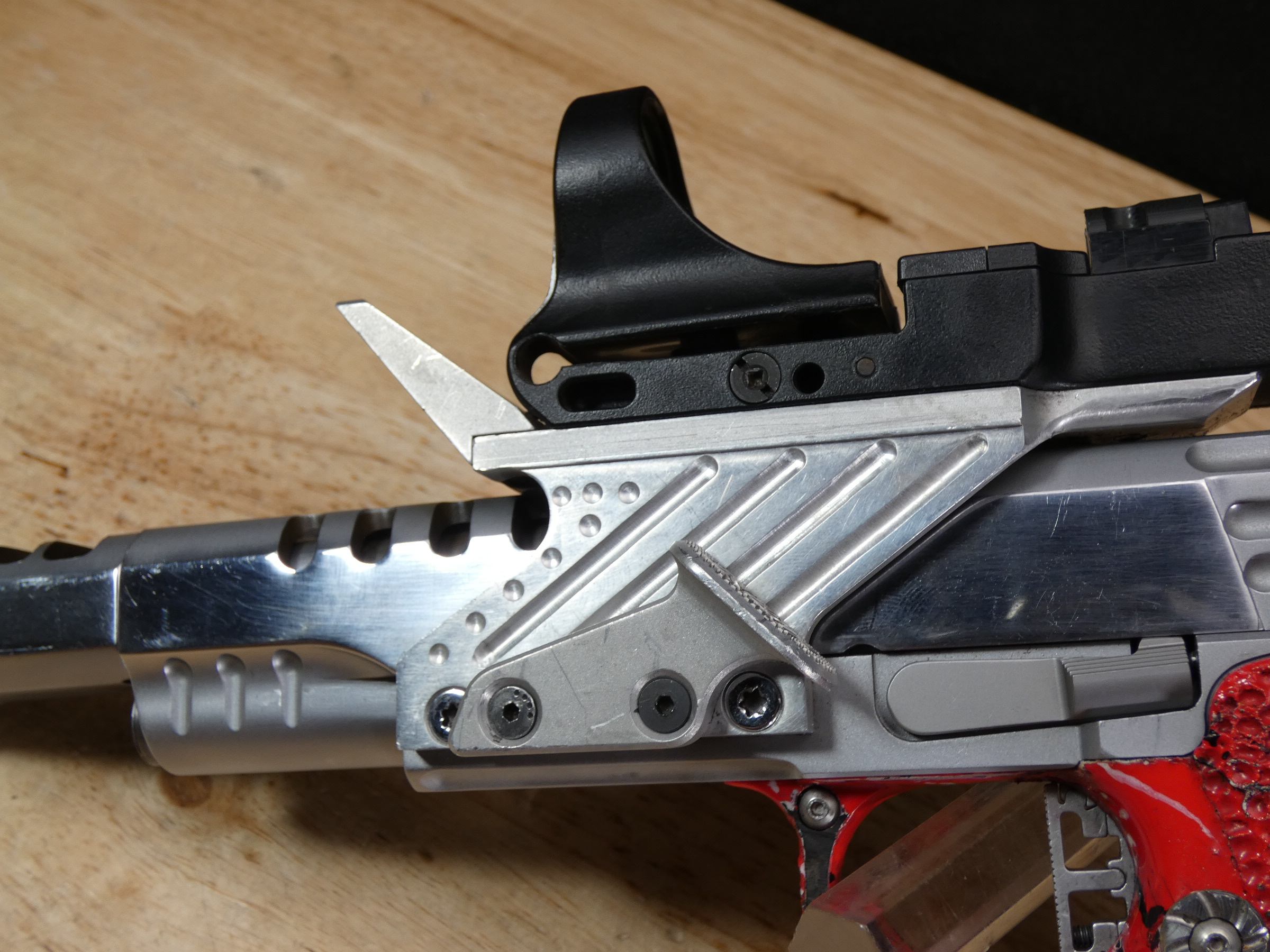 SVI Infinity 2011 - 9mm Major - Strayer-Voigt - Custom - w/ Mags - C-img-5