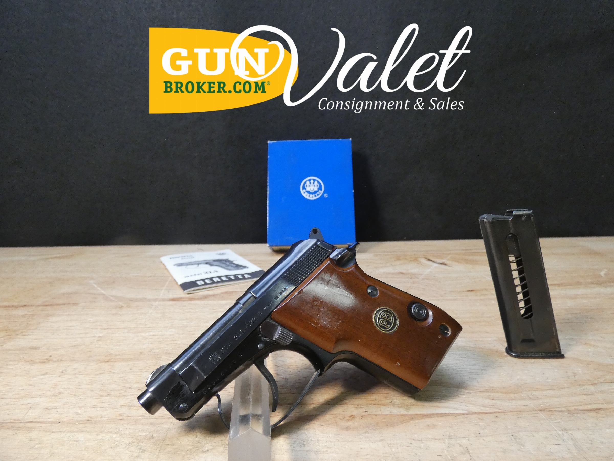 Beretta Model 21A Bobcat - .22 LR - w/ OG Box + Mag - 21 A - Pop Top-img-0