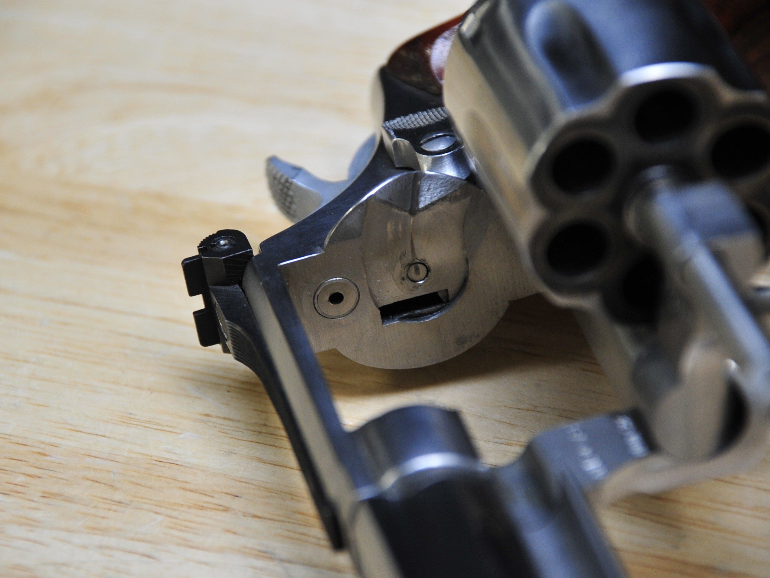 Smith & Wesson 686 - .357 Mag - Pre-Lock - S&W No Dash - SS - 6 IN - C-img-17