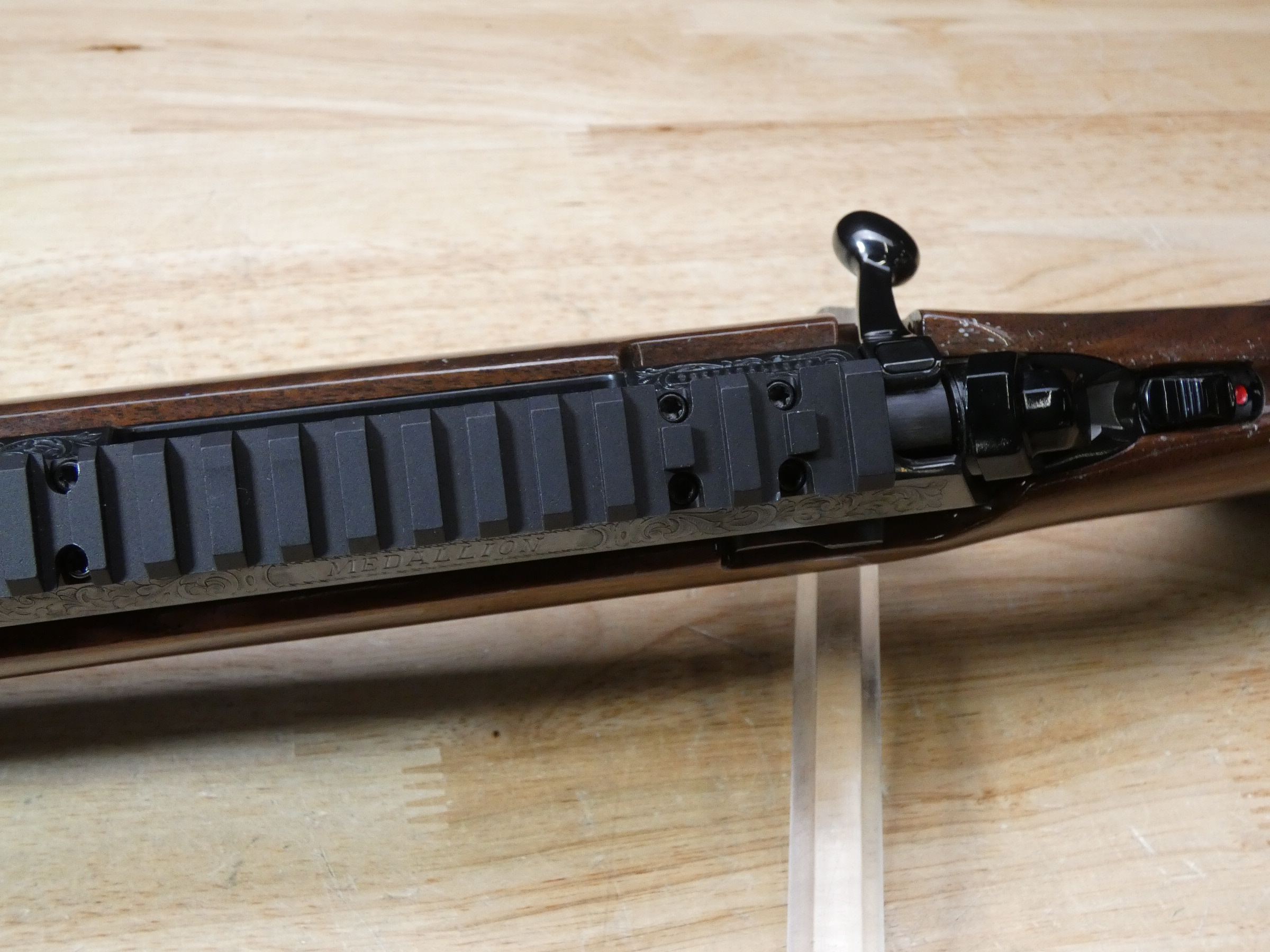Browning X-Bolt Medallion - .300 Win Mag - MFG 2021 - XBolt - C-img-15