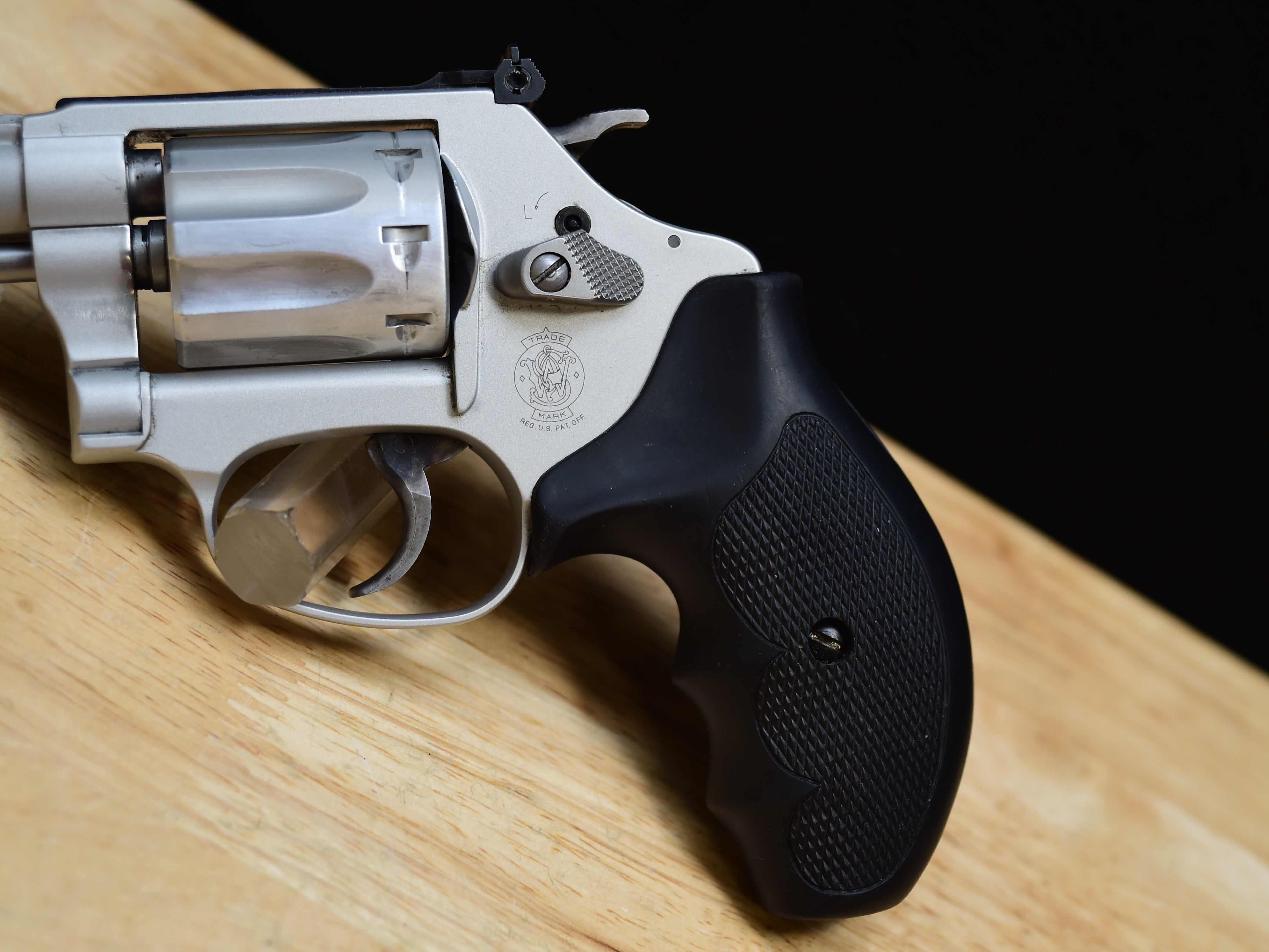 Smith & Wesson Model 317-3 AirLite - .22 LR - S&W 317 - C-img-3