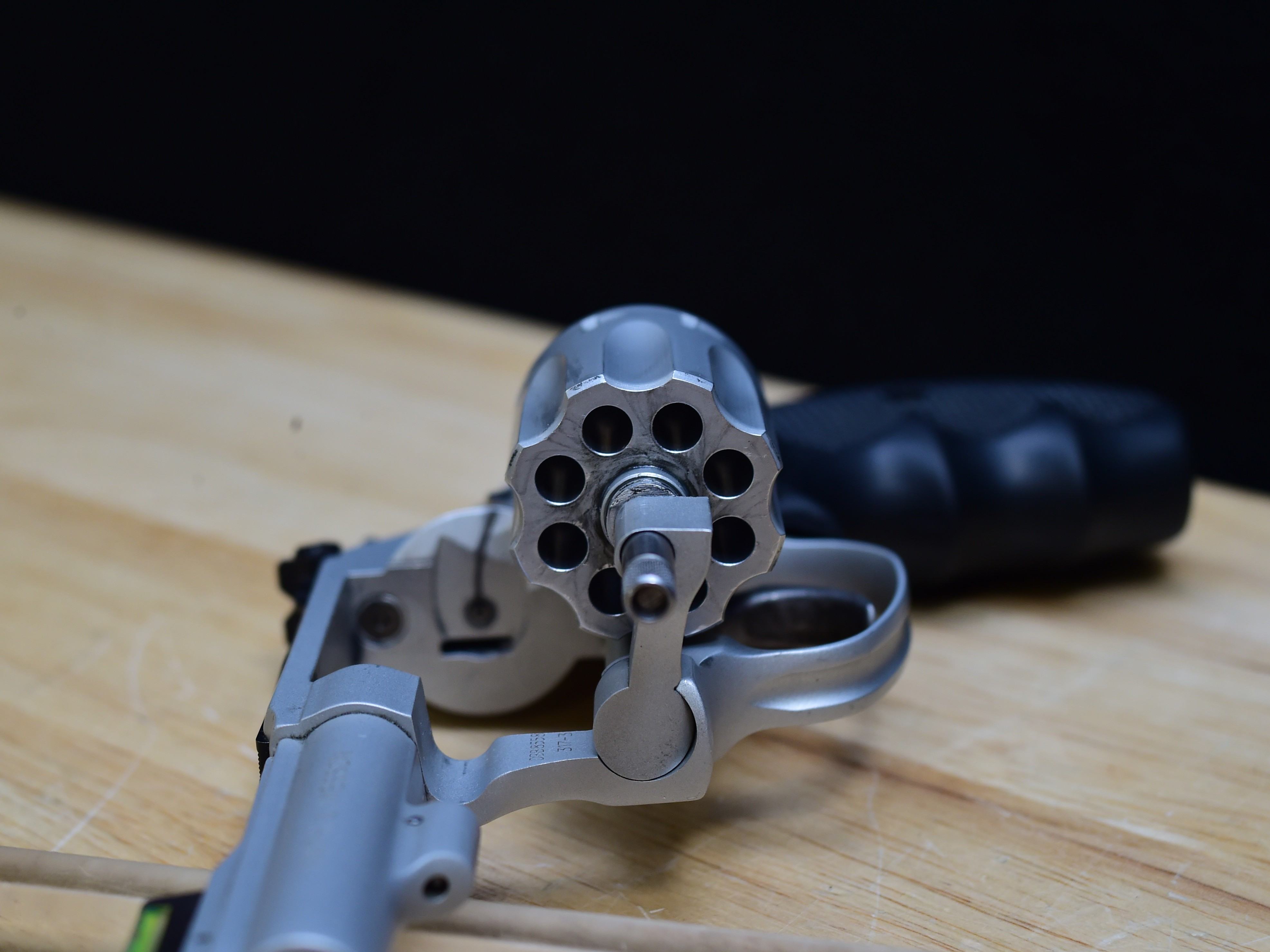 Smith & Wesson Model 317-3 AirLite - .22 LR - S&W 317 - C-img-13