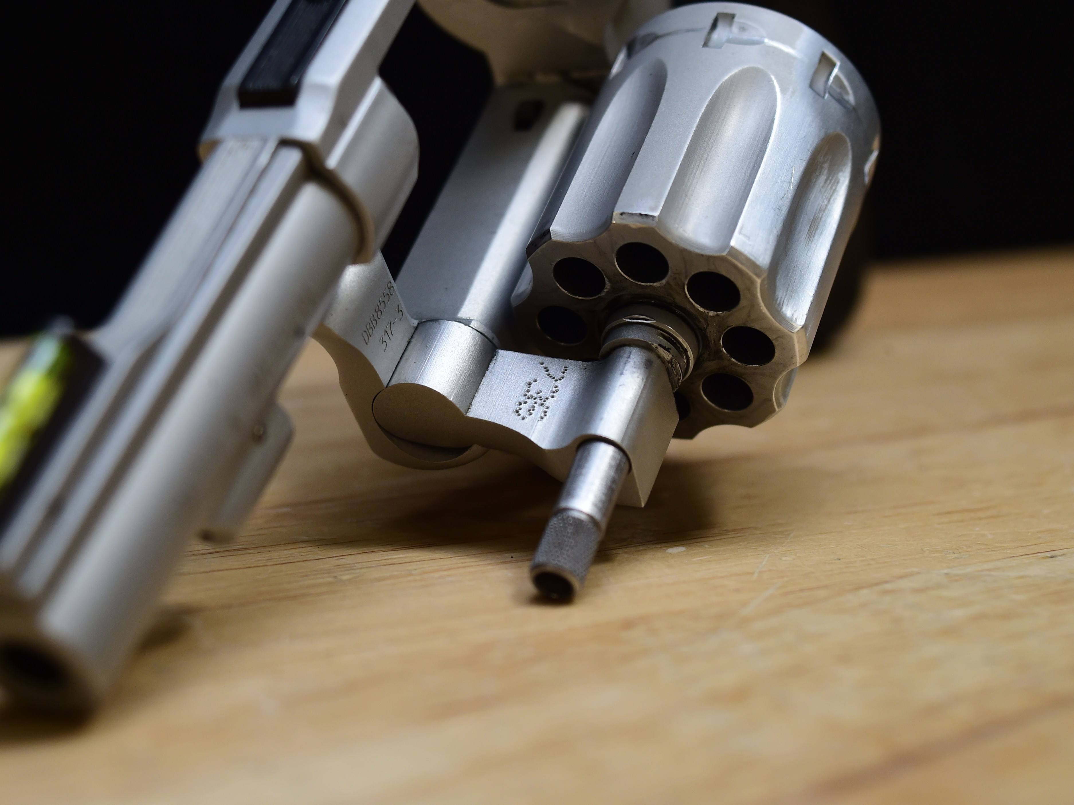Smith & Wesson Model 317-3 AirLite - .22 LR - S&W 317 - C-img-25