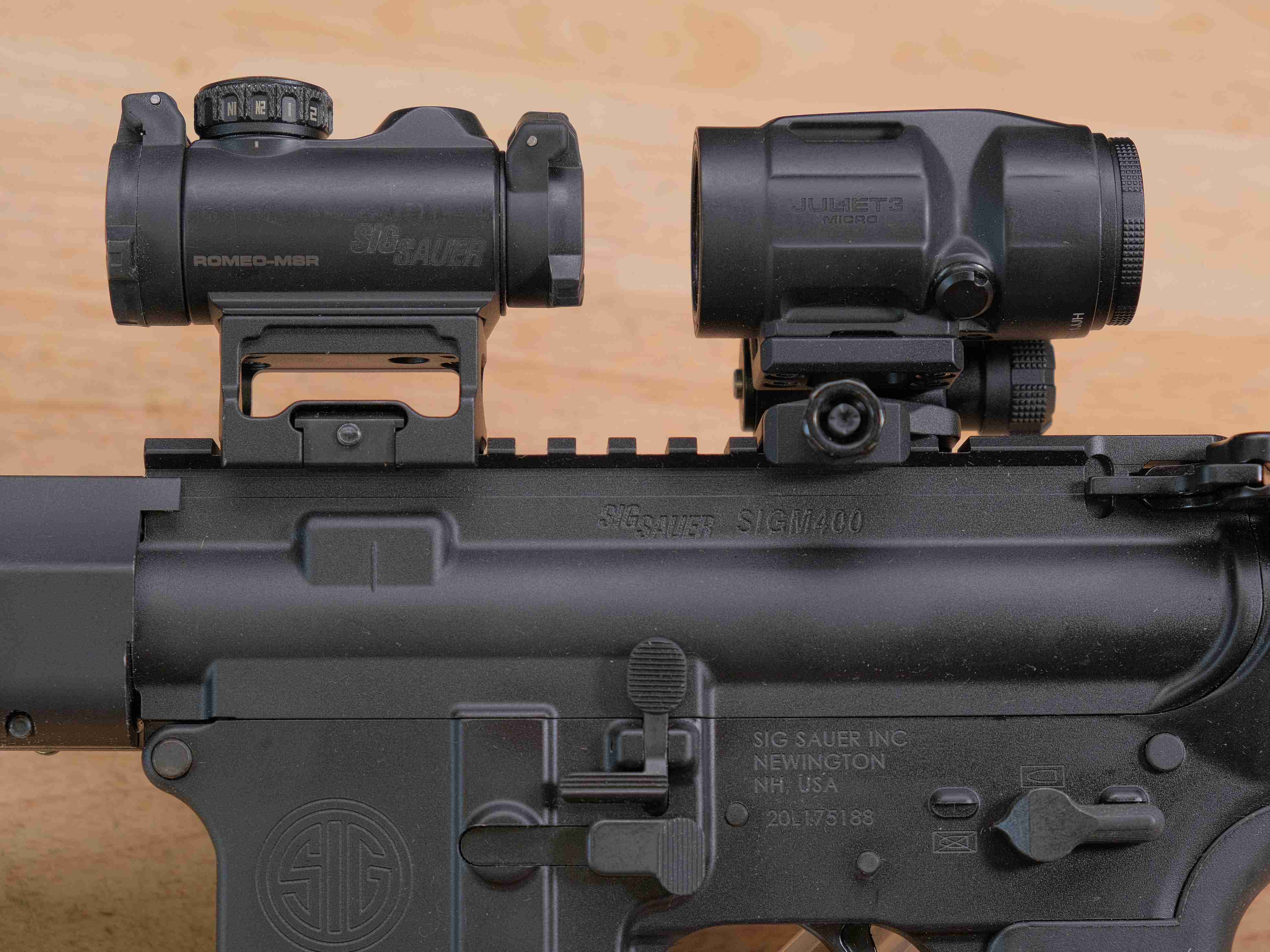 Sig Sauer M400 Tread AR15 - 5.56 NATO - w/ Romeo Red Dot & Magnifier - C-img-8