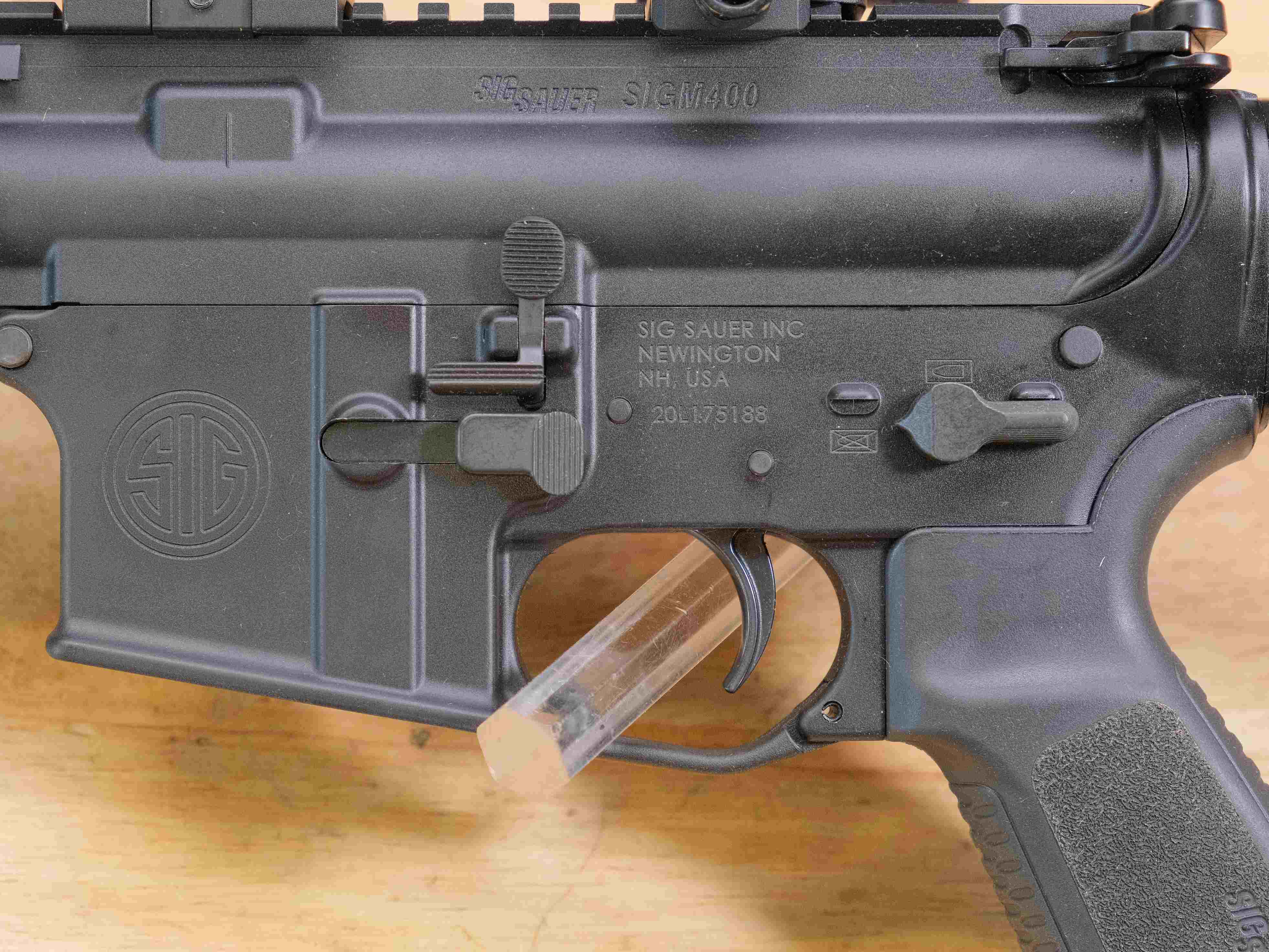 Sig Sauer M400 Tread AR15 - 5.56 NATO - w/ Romeo Red Dot & Magnifier - C-img-9